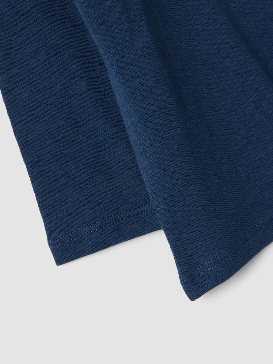 Blue oversized pure organic cotton T-shirt with chest pocket for boys_3