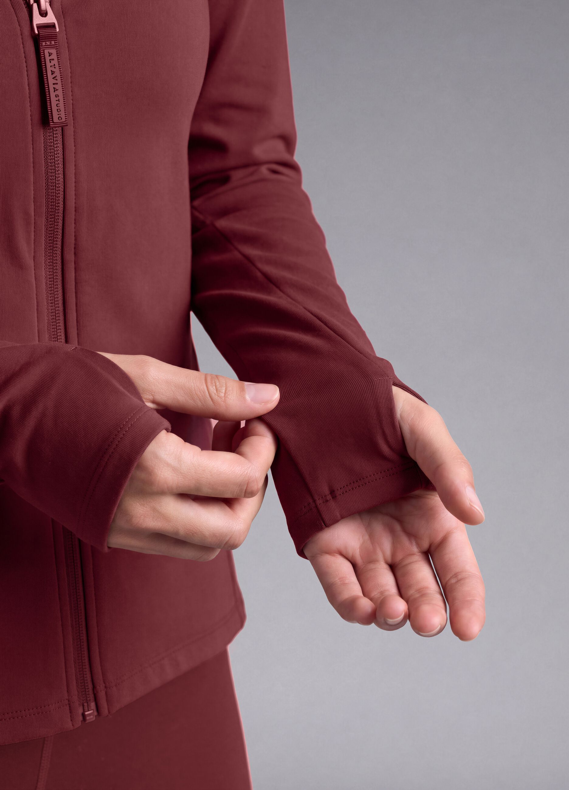 Red fitted full-zip jacket in stretch fabric &ndash; ALTAVIA STUDIO