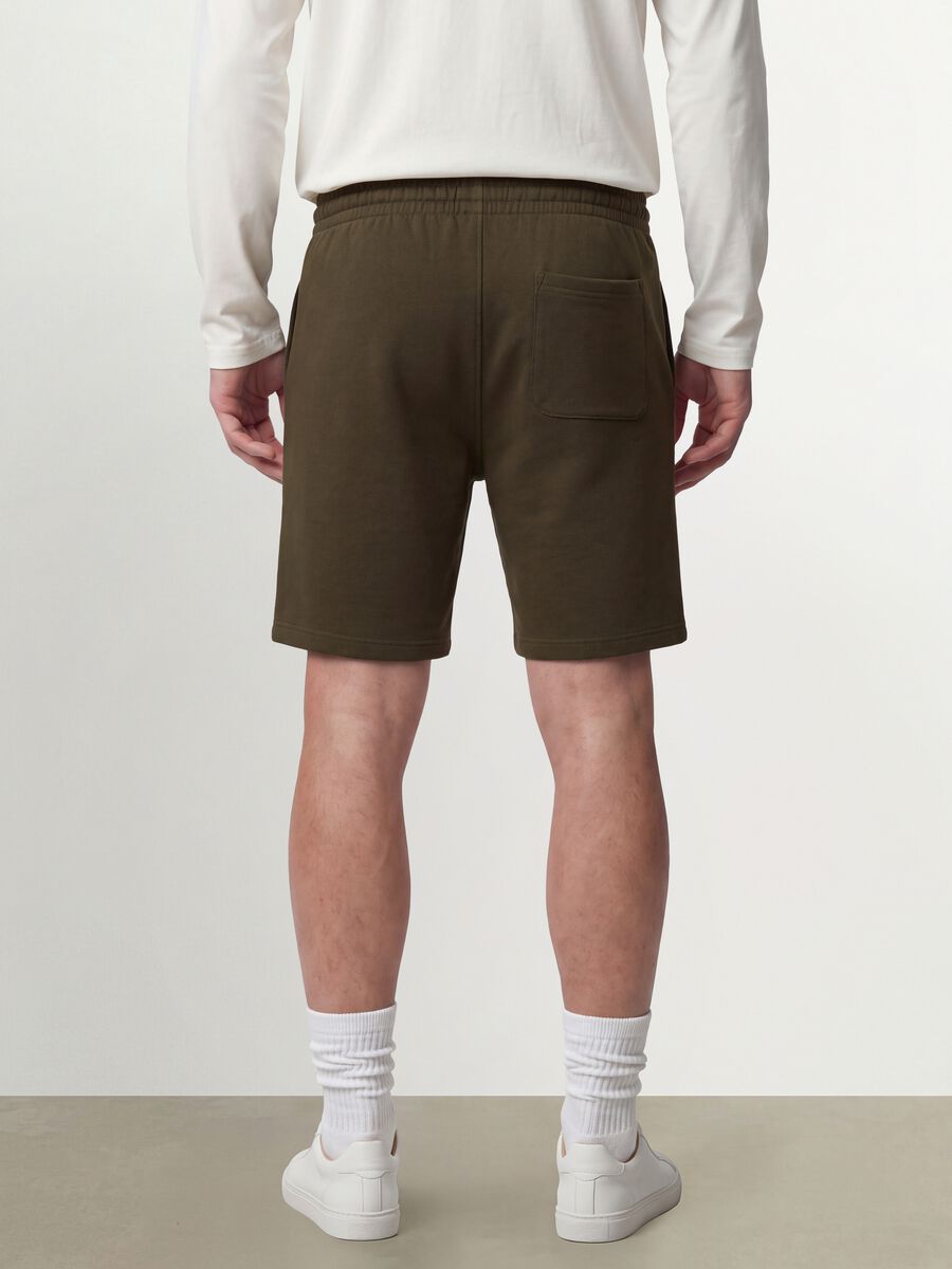 Green cotton-blend shorts with elasticated waistband, regular fit_3