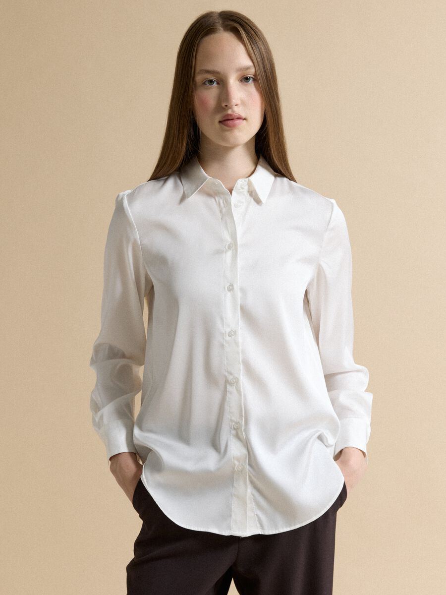 White stretch-fabric shirt with classic collar, regular fit_0