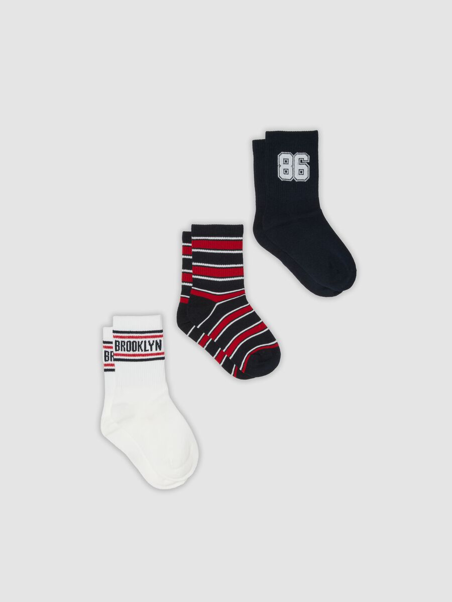 3-pack of multicolour boys&rsquo; short socks in organic stretch cotton_0