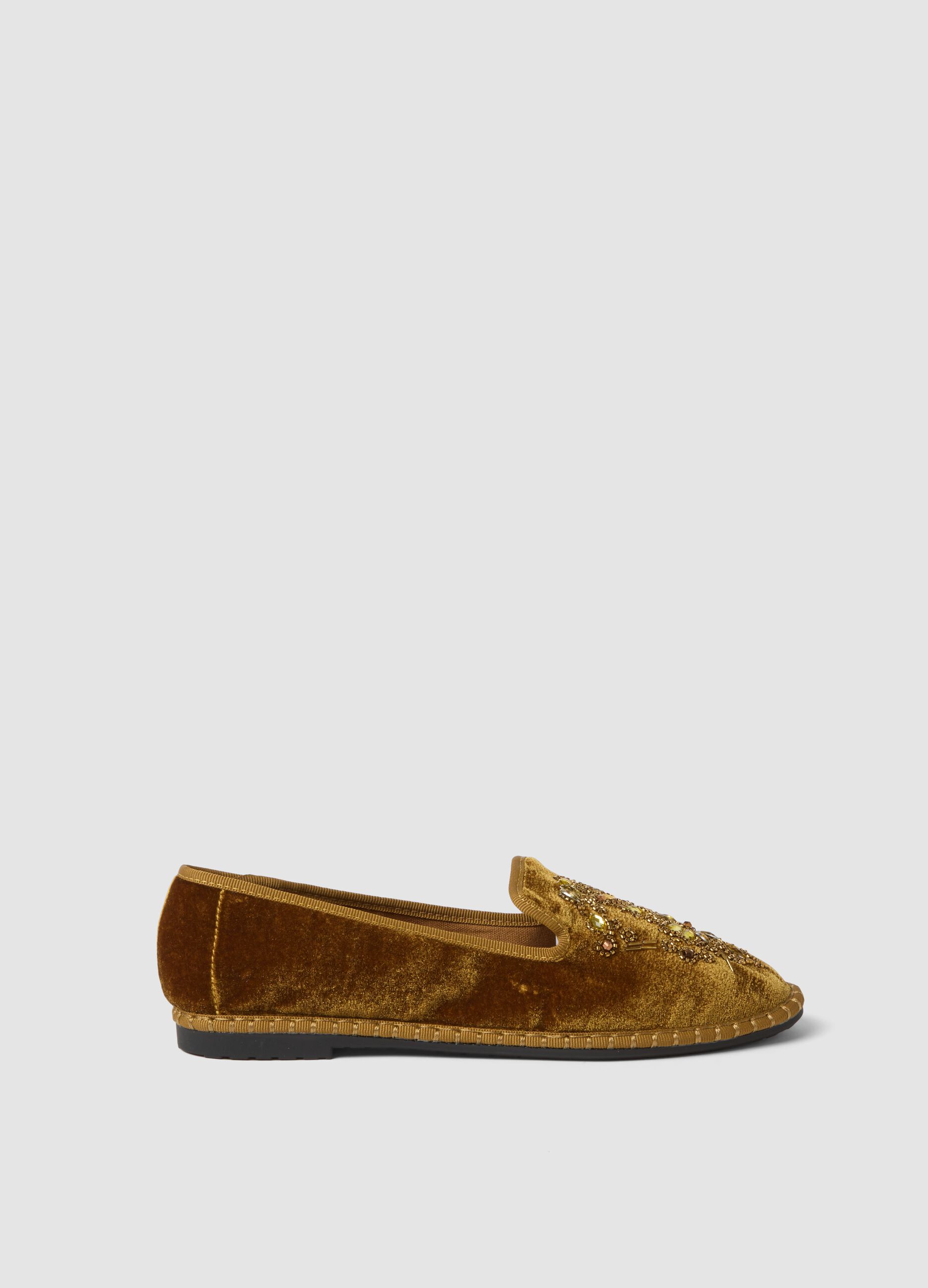 Friulane verdi classiche con ricami gioiello