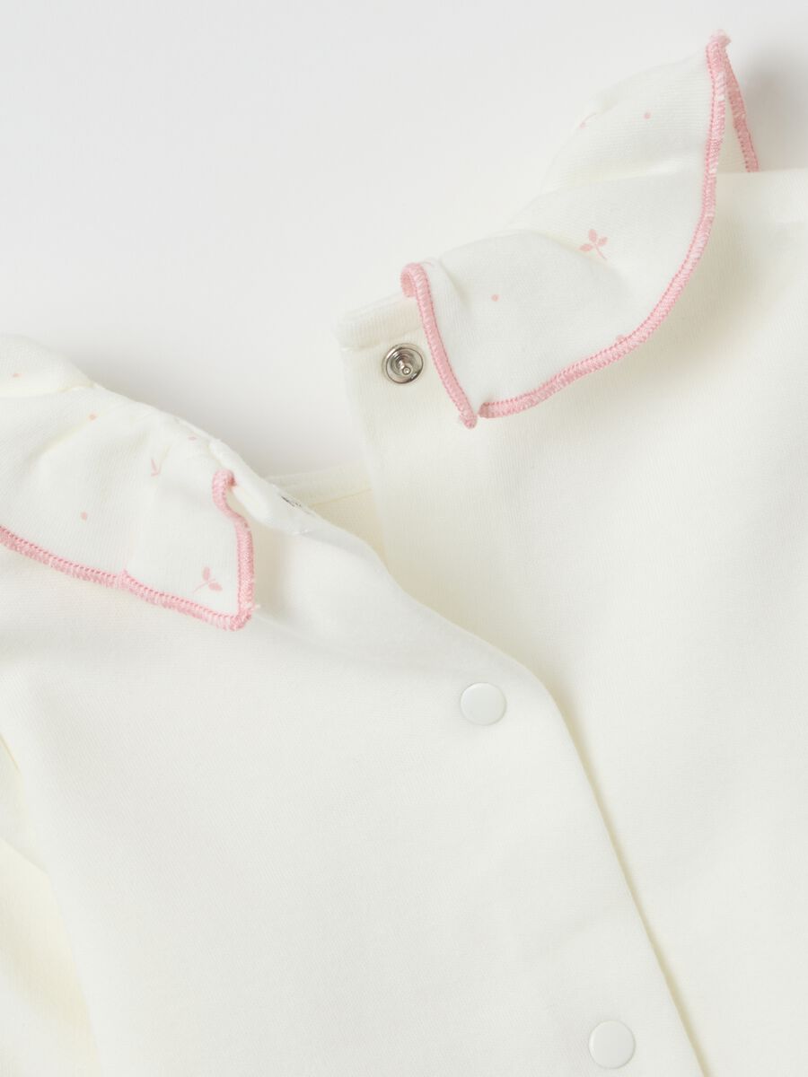 White regular fit pure cotton girl's sweatshirt with teddy bear print_3