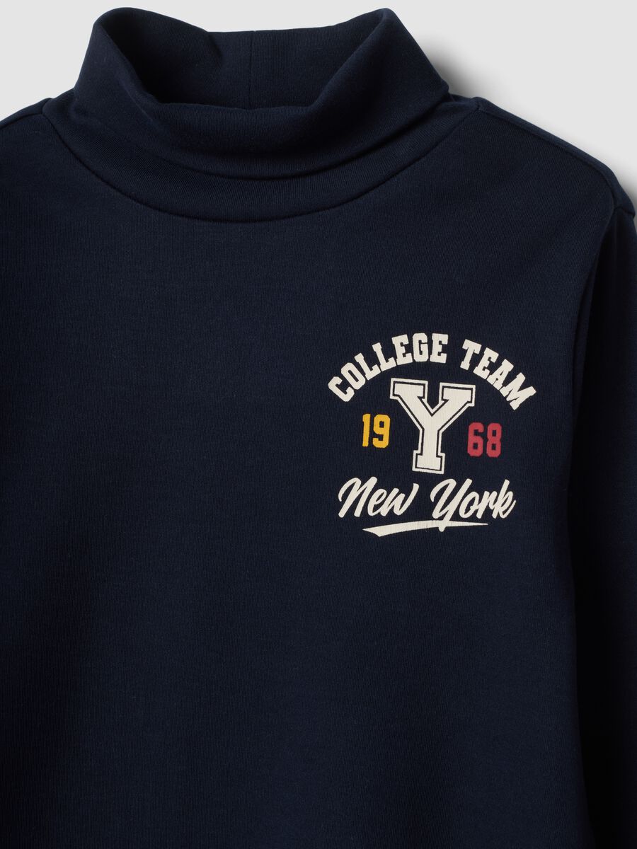 تيشيرت أزرق بياقة عالية من قطن عضوي خالص_2