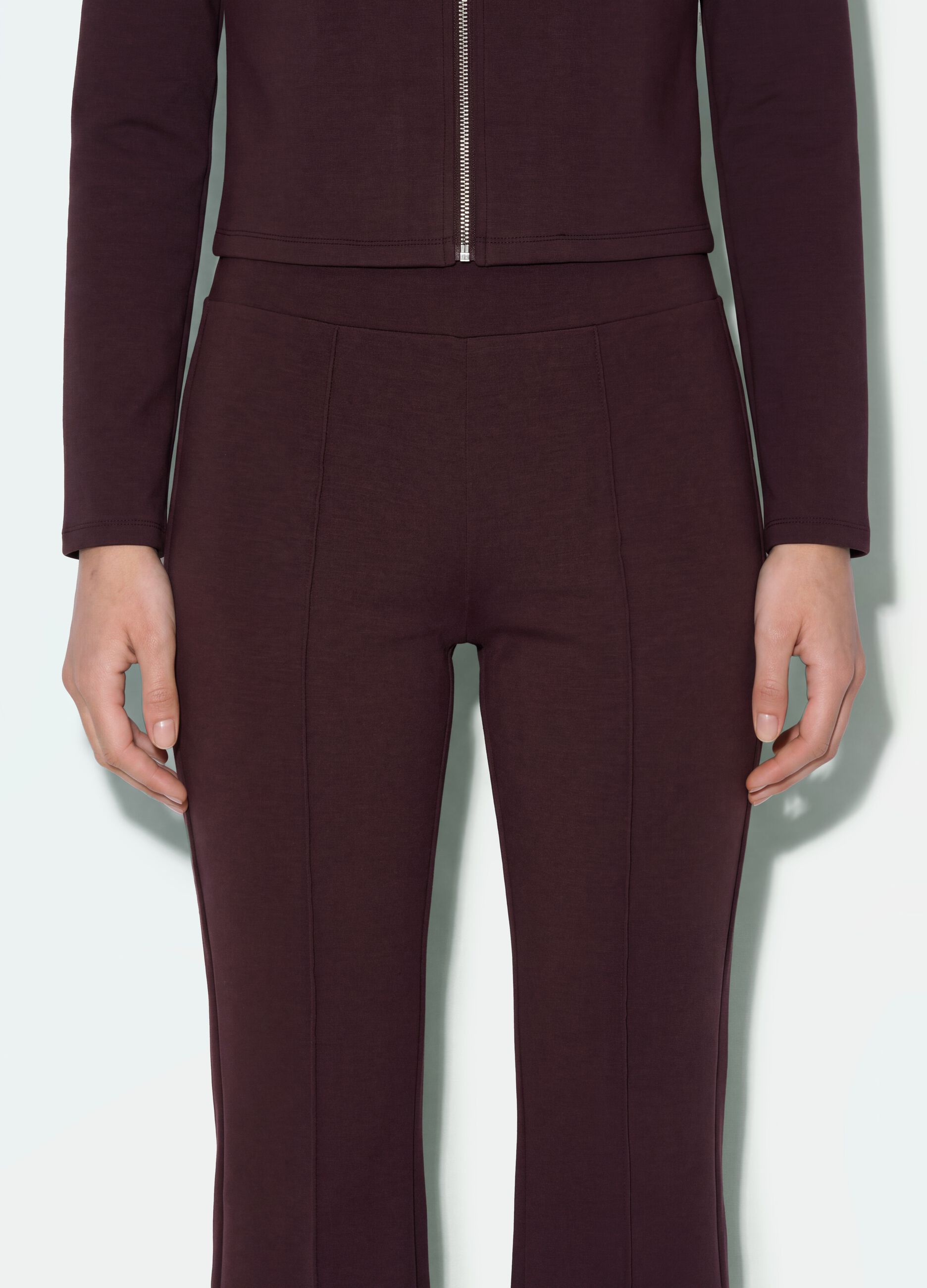 Pantaloni viola flare in modal elasticizzato