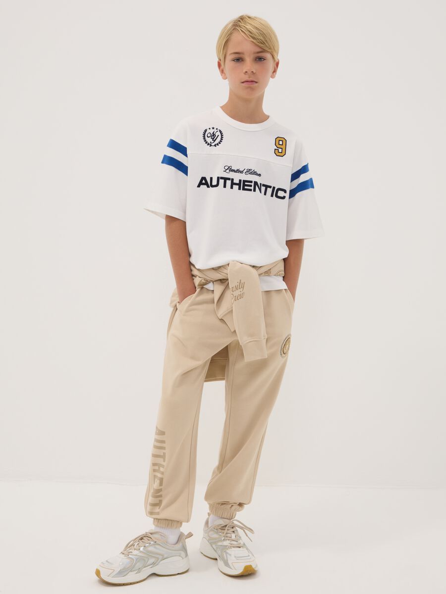 Beige pure cotton comfort-fit joggers for boys_0