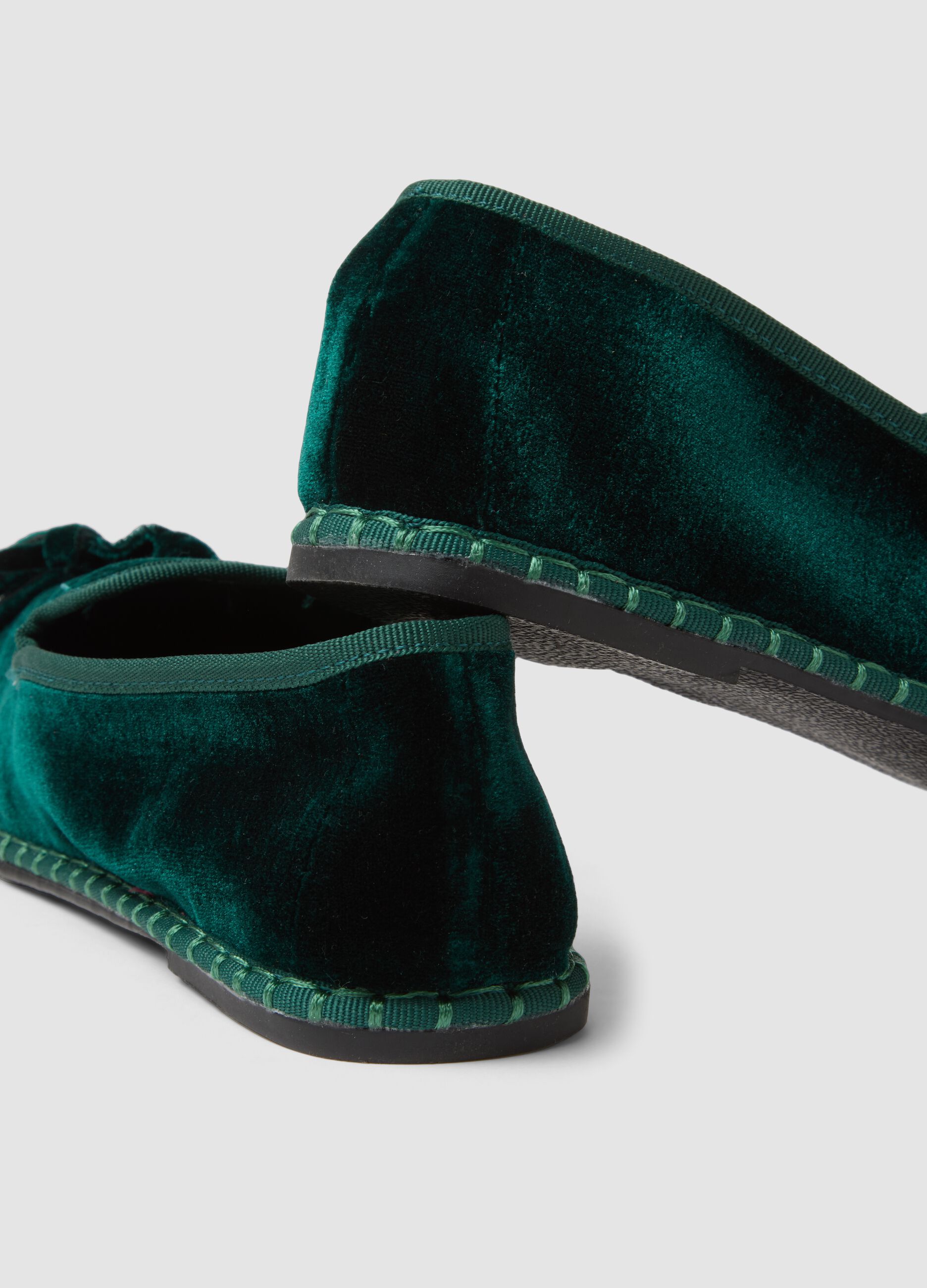 Classic green Furlane with tassels