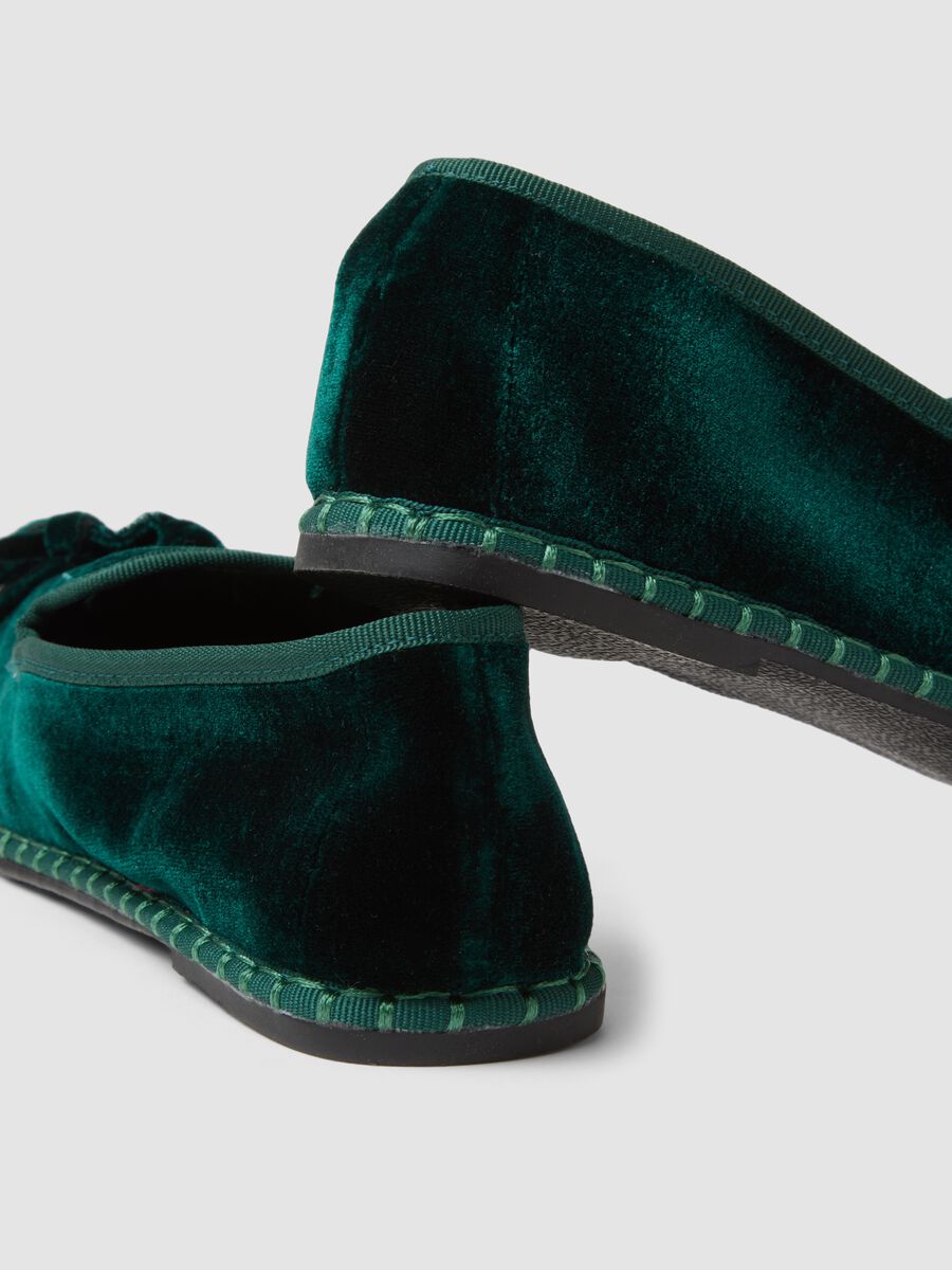 Classic green Furlane with tassels_2