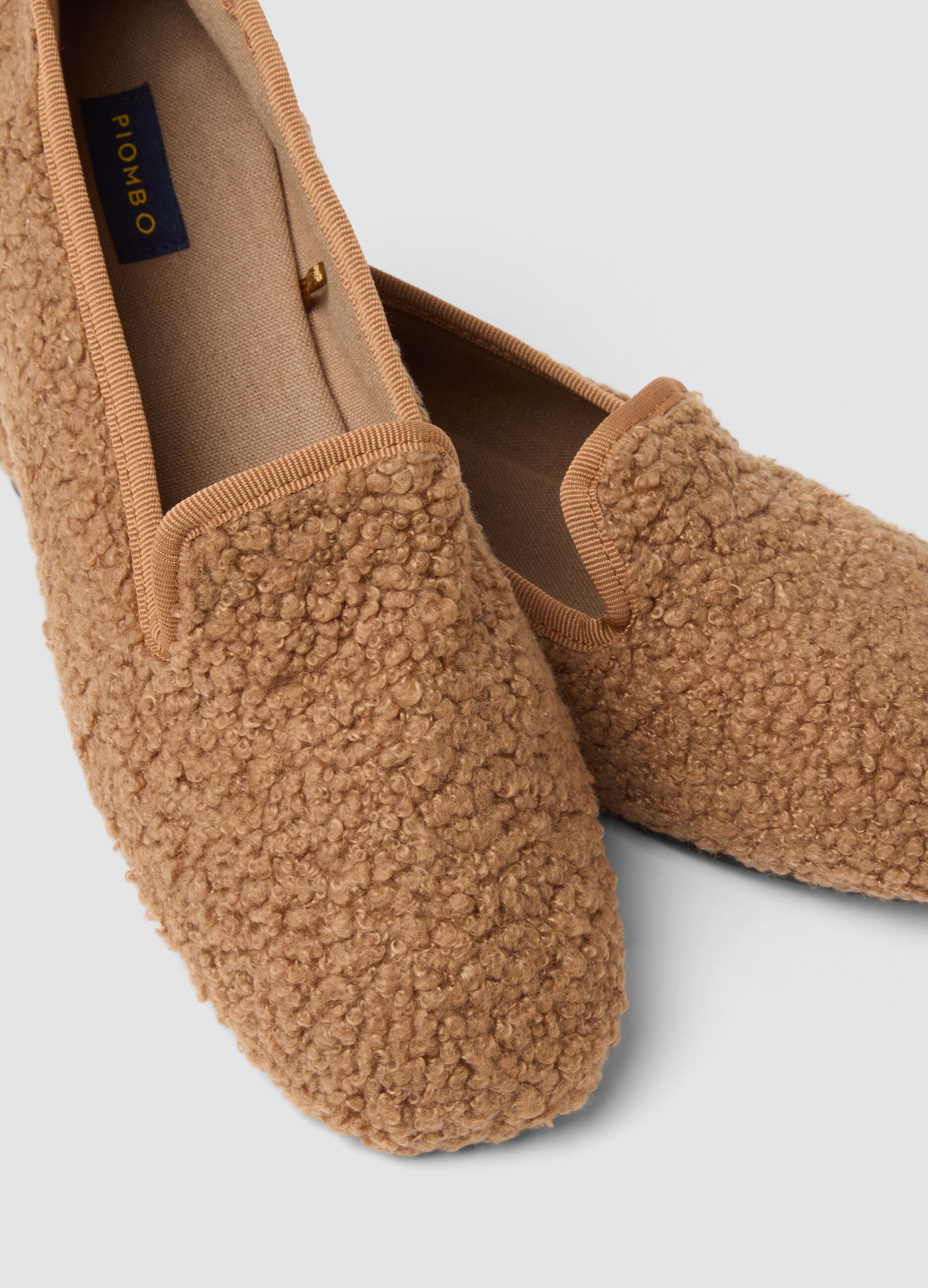Brown teddy-effect Friulane