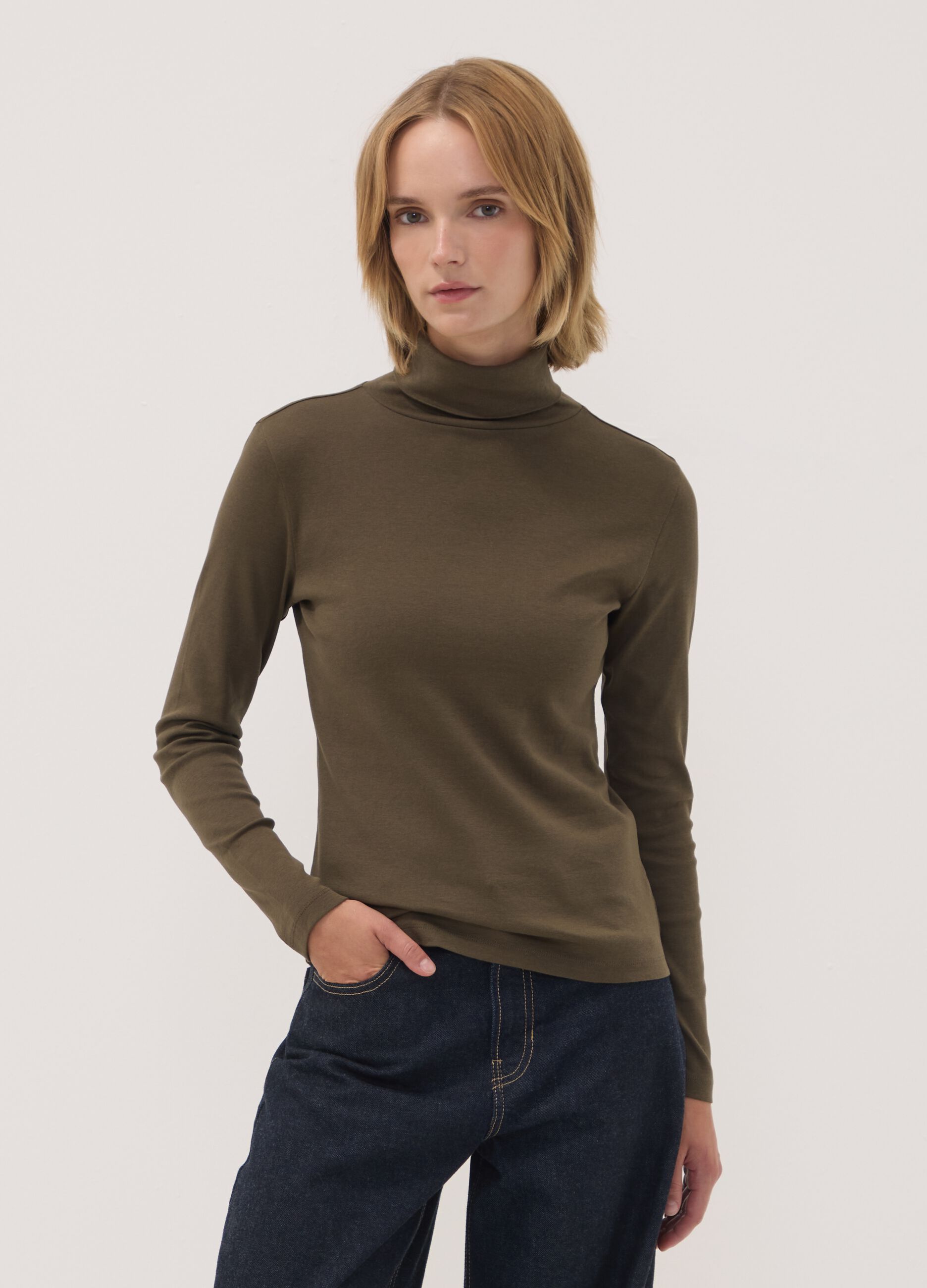 Brown crew-neck pure cotton T-shirt