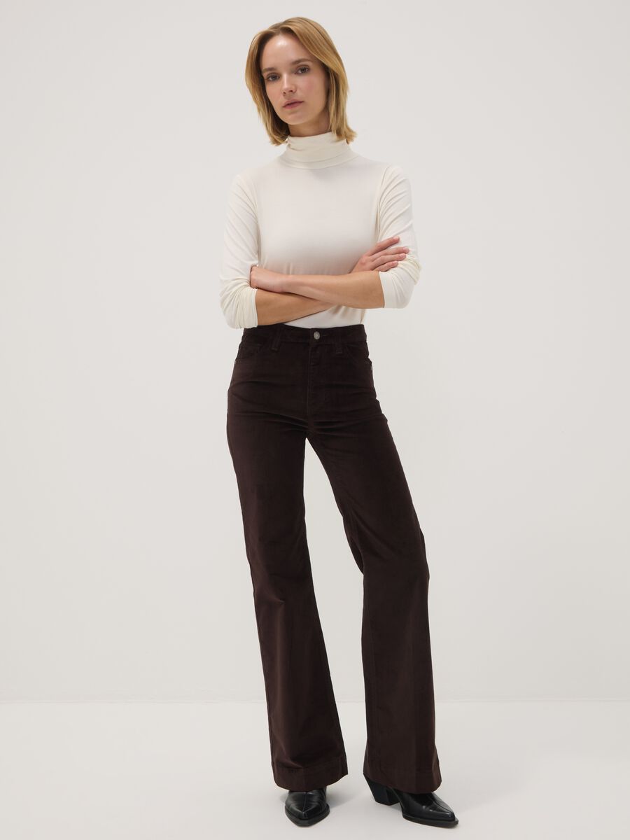 White stretch viscose top with mock neck, regular fit_2