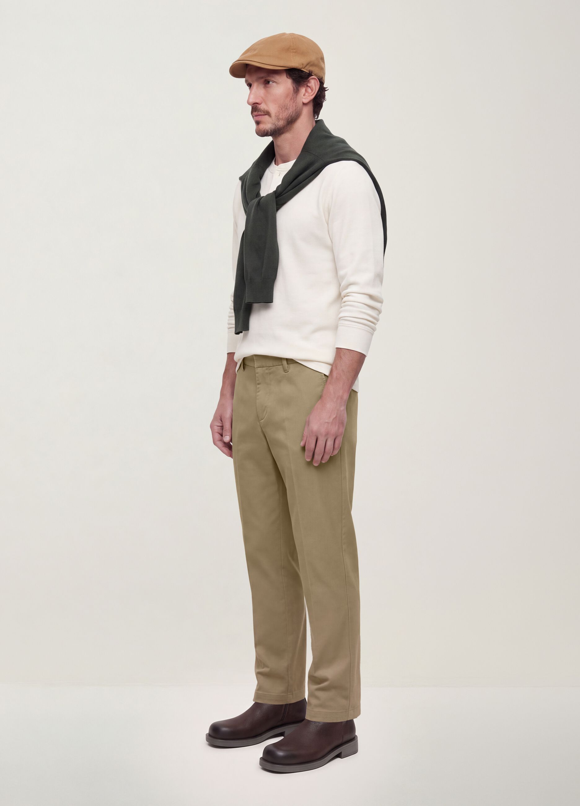 Pantaloni chino beige in twill di cotone elasticizzato regular tapered fit