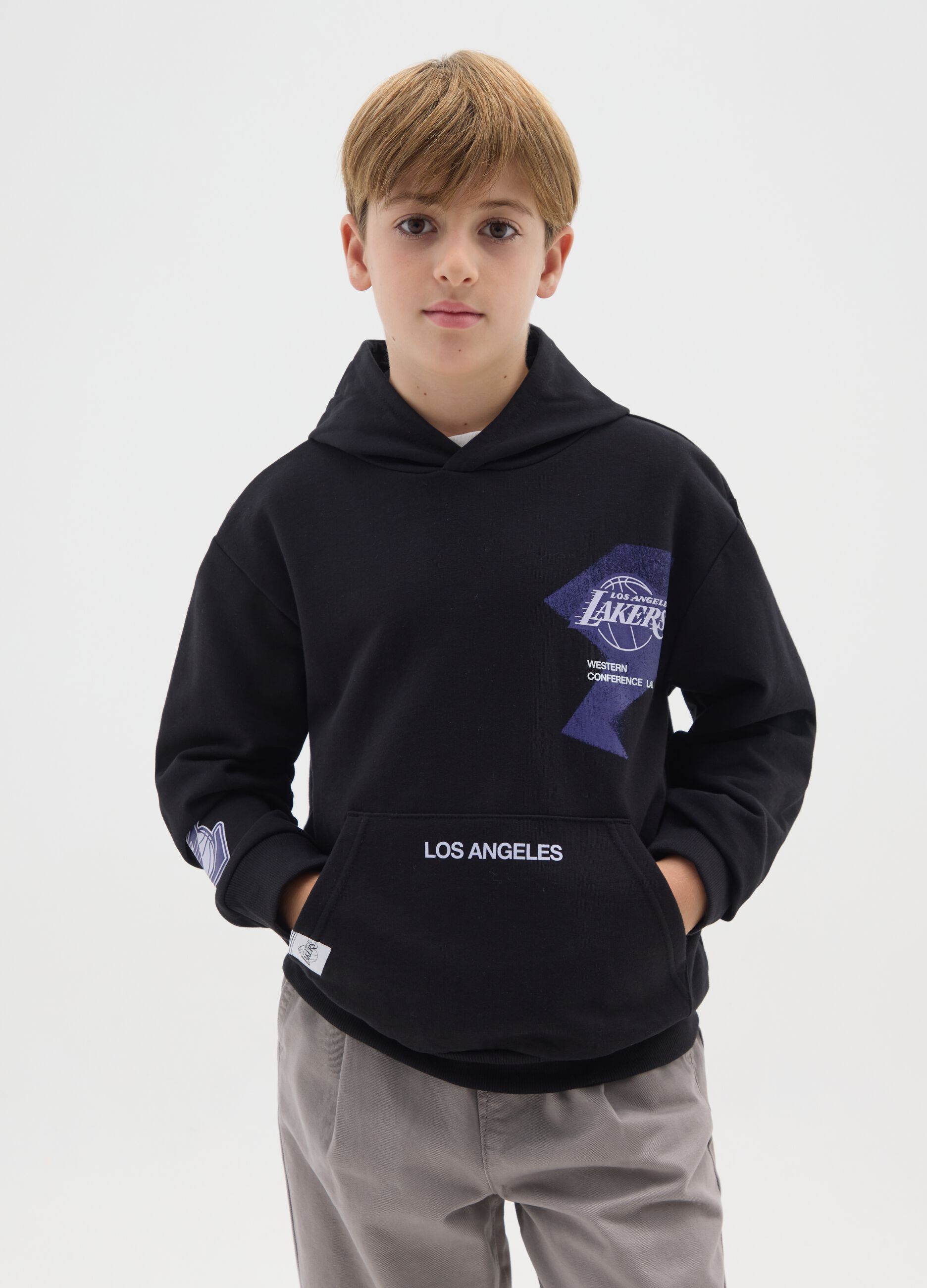 Boy's black pure cotton sweatshirt with Lakers print