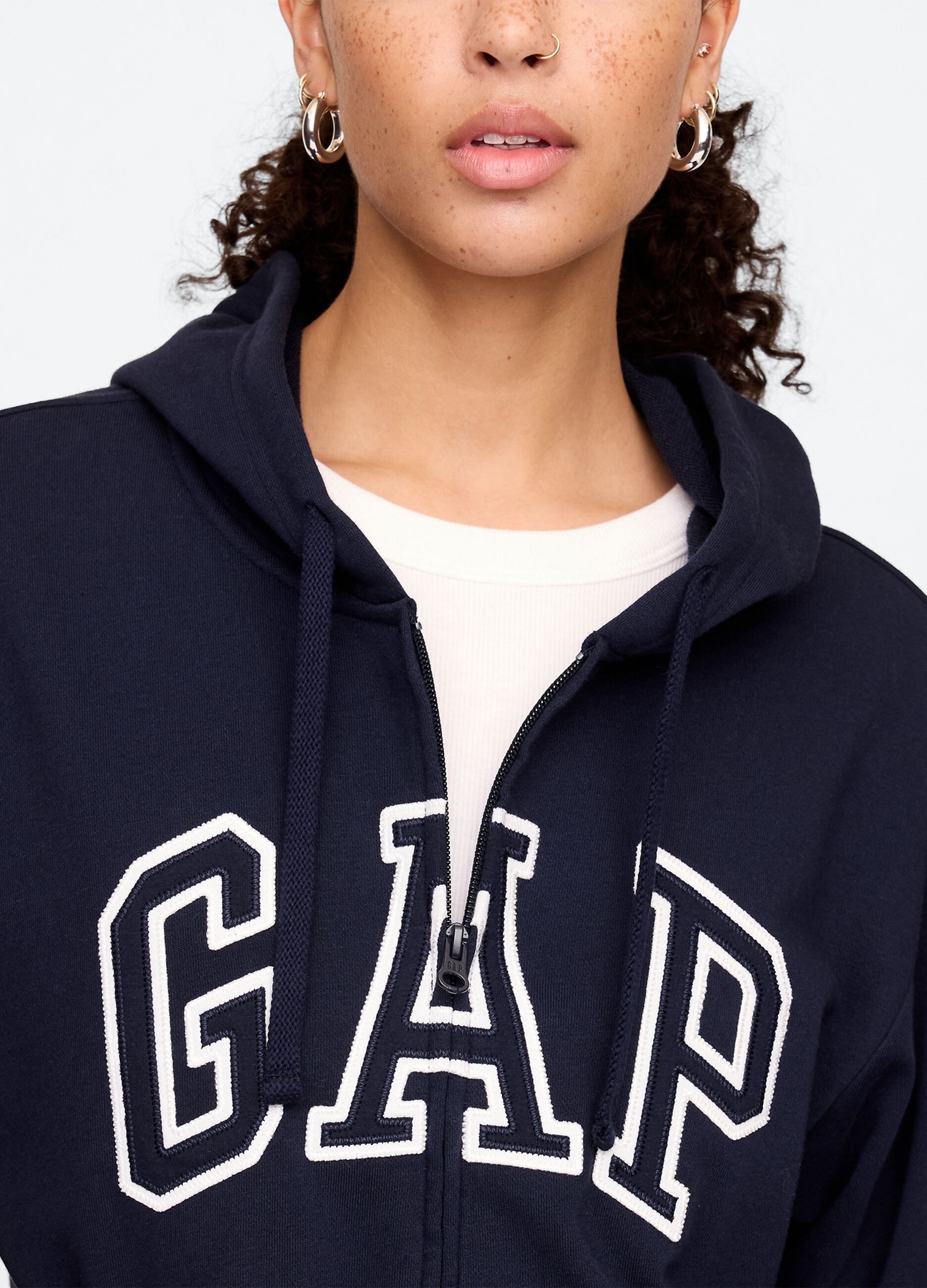 هودي بشعار GAP