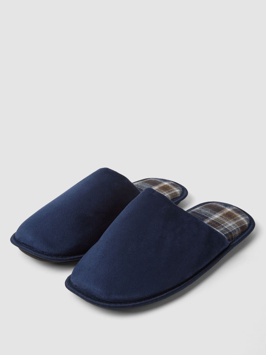 Blue men's slip-on slippers with checked lining_2