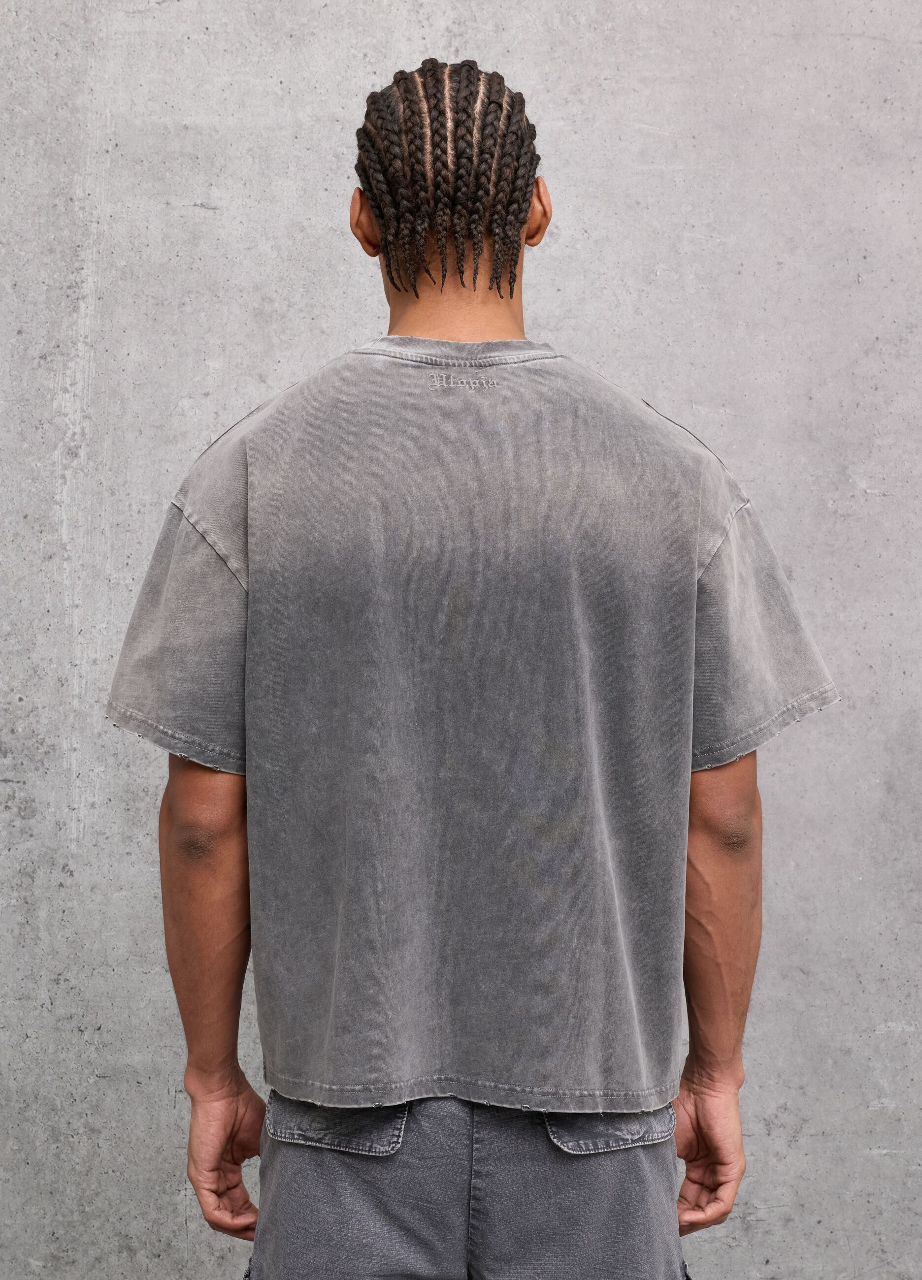 تيشيرت أوفرسايز بتأثير Sunfaded باللون الرمادي الفينتاج