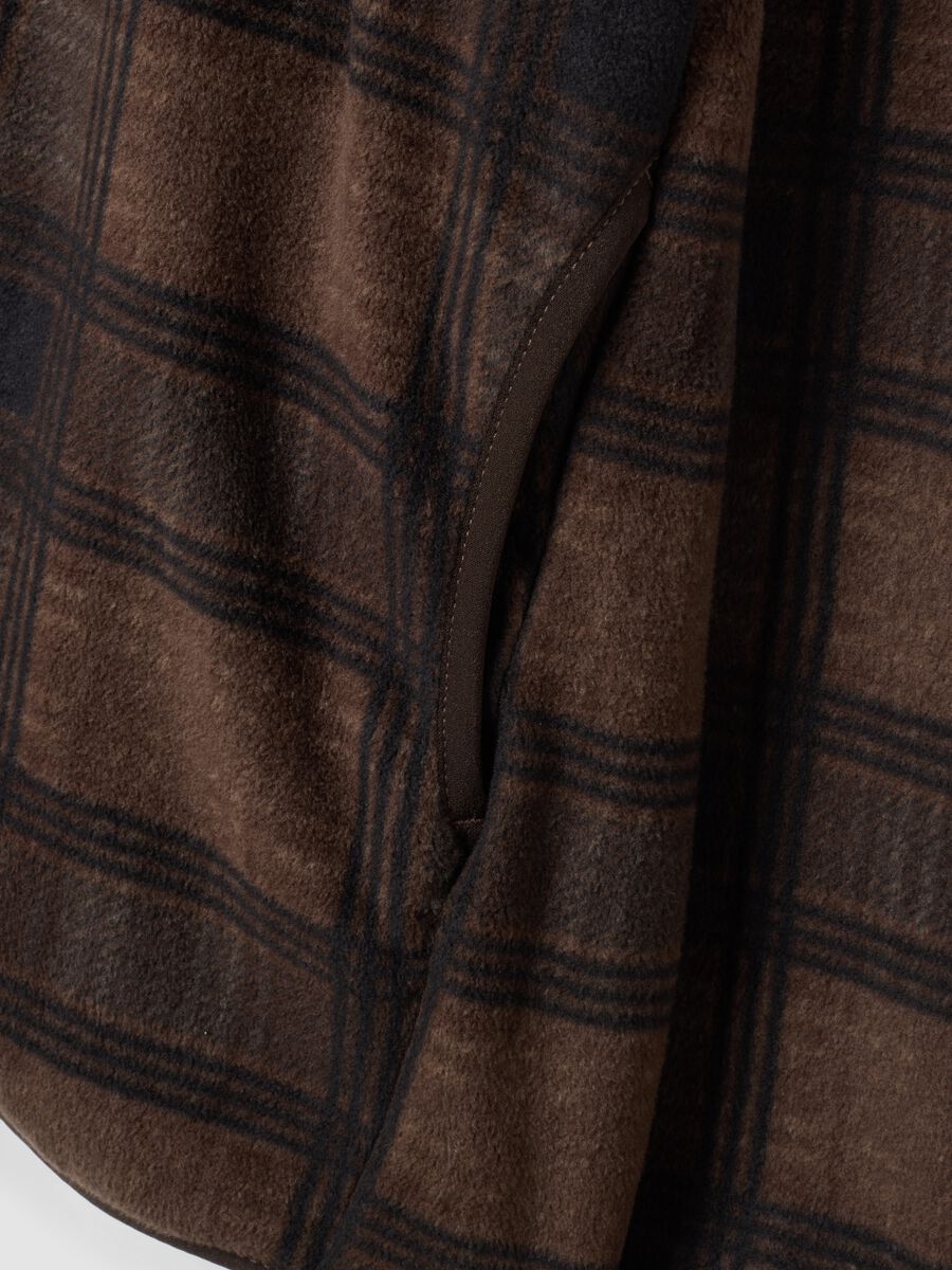 Brown checked fleece sweatshirt with regular-fit fleece collar_1