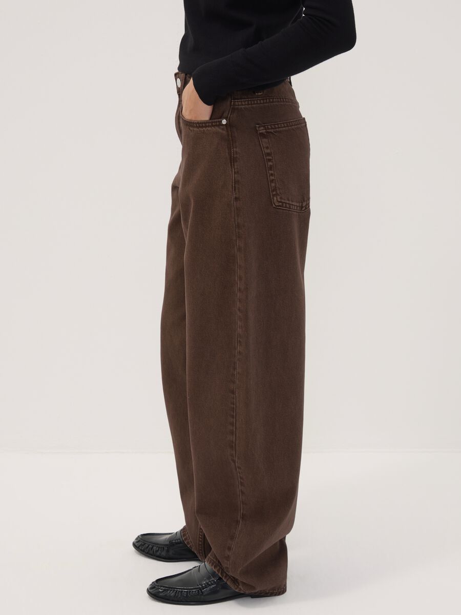 Brown pure cotton barrel-fit jeans_3