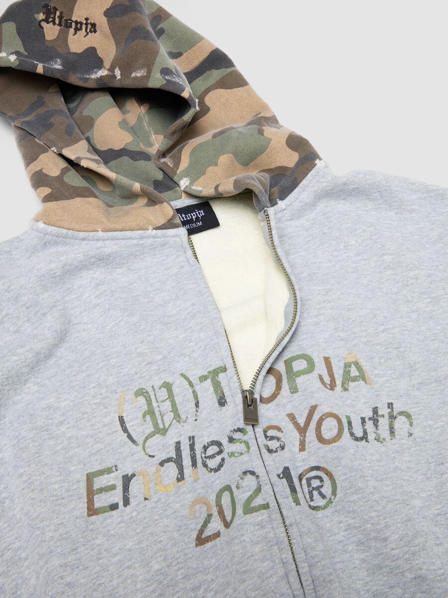 Full-Zip Hoodie in Sunfaded Grey & Camo_7