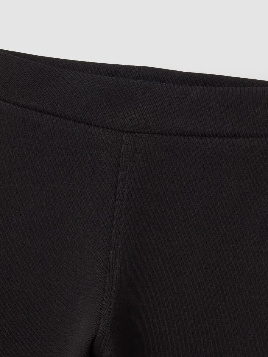 Black flared-fit stretch cotton leggings for girls_5