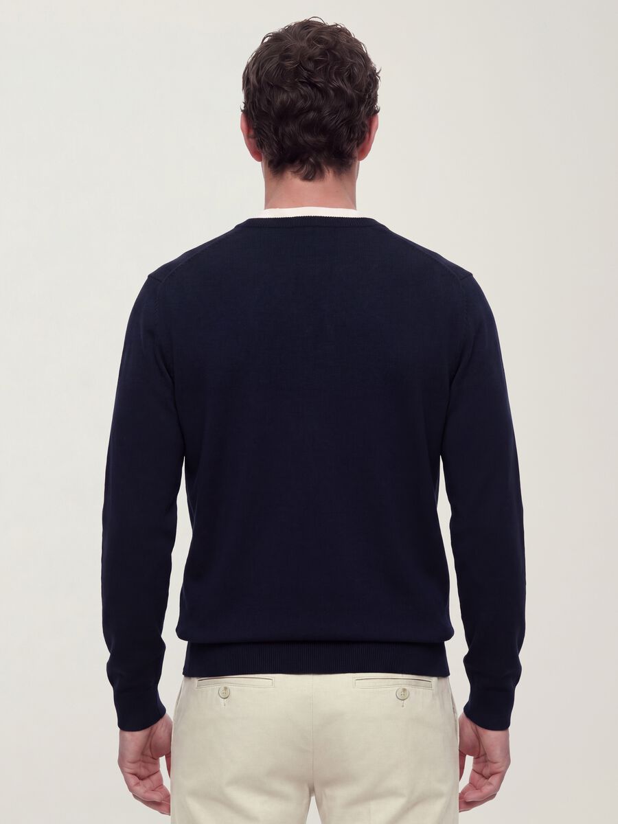 Blue viscose-blend V-neck jumper, regular fit_2
