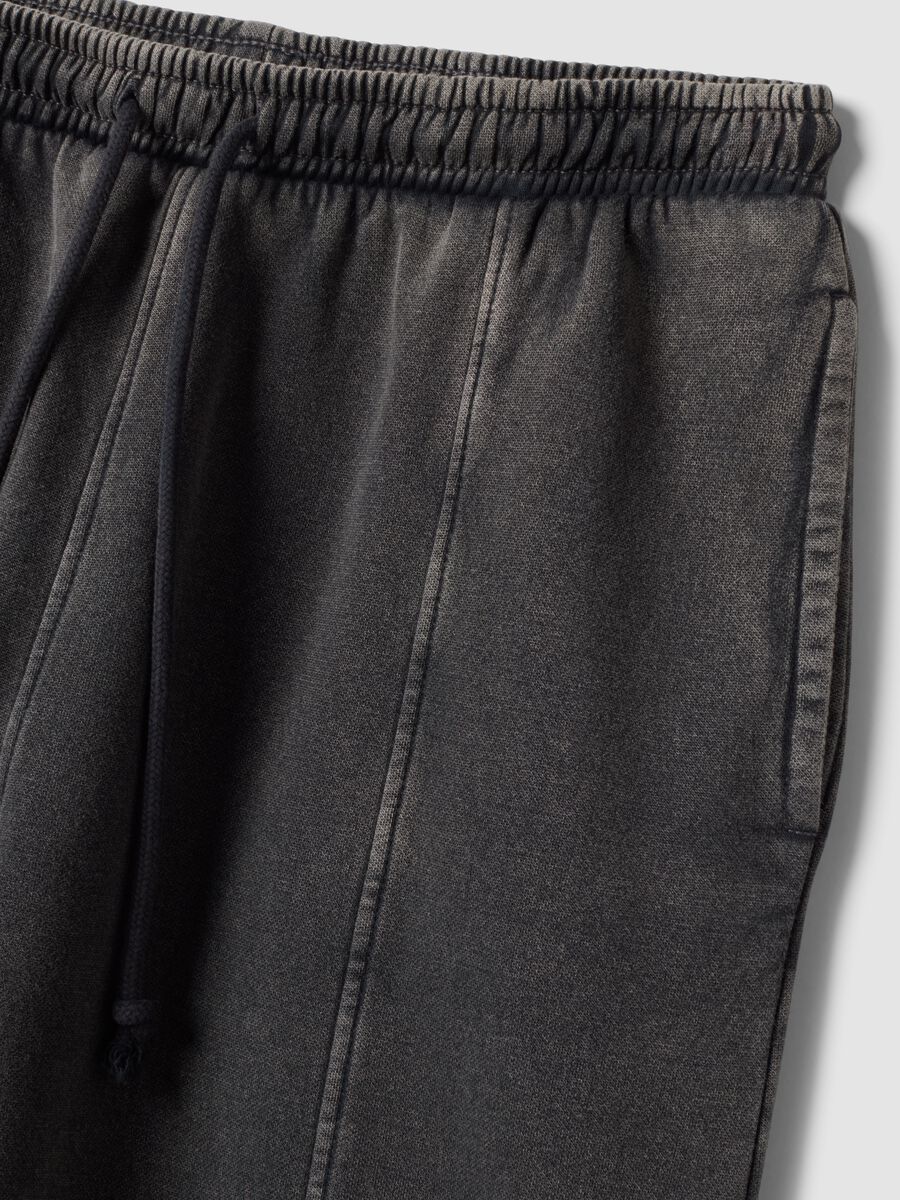 Pantaloni jogger grigi in misto cotone con coulisse_1