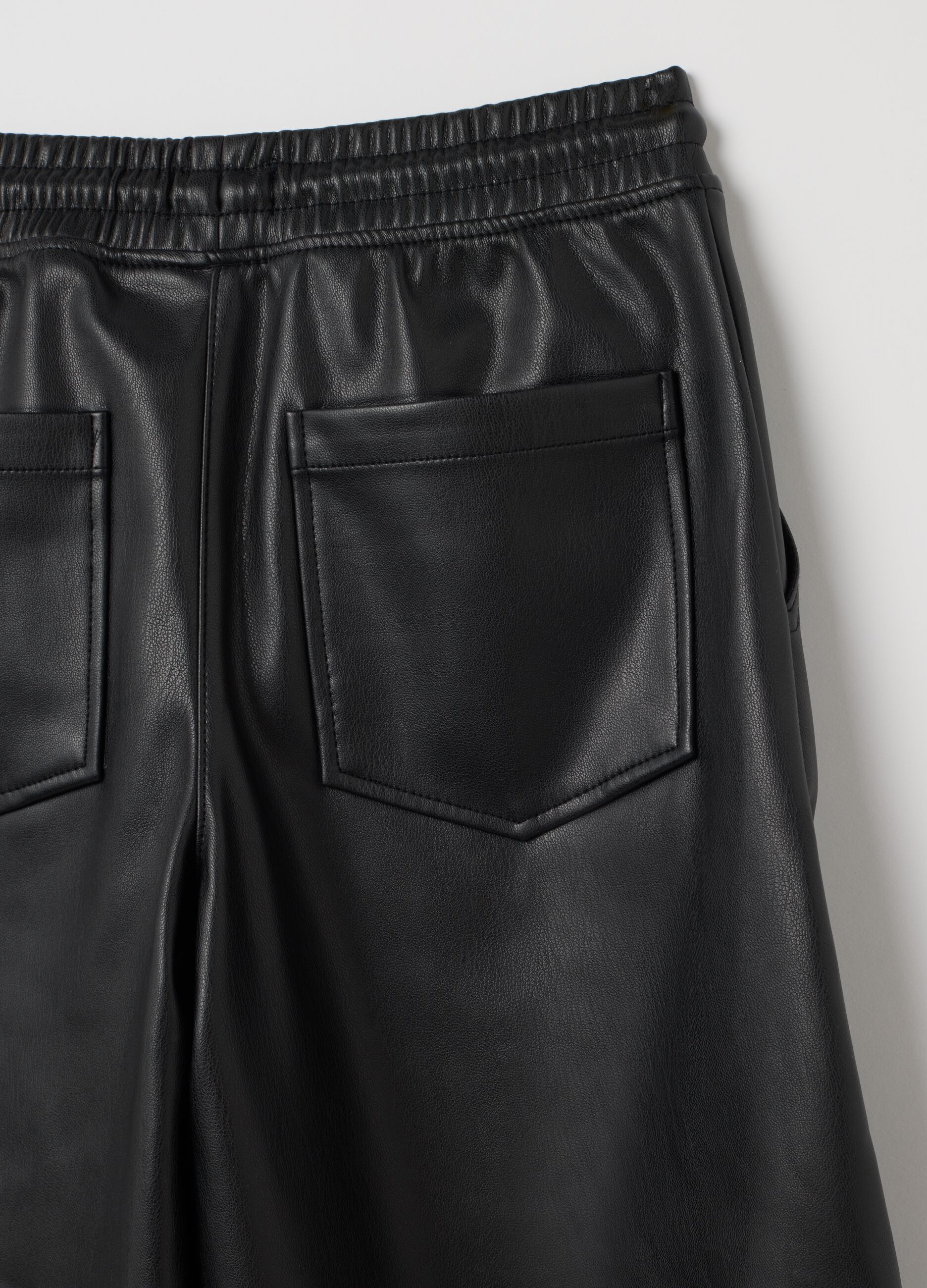 Girls' Black Regular Fit Trousers