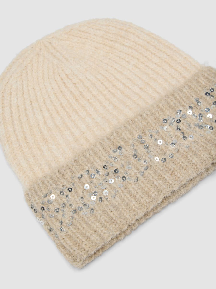 Berretto grigio melange in misto lana elasticizzata con paillettes_1