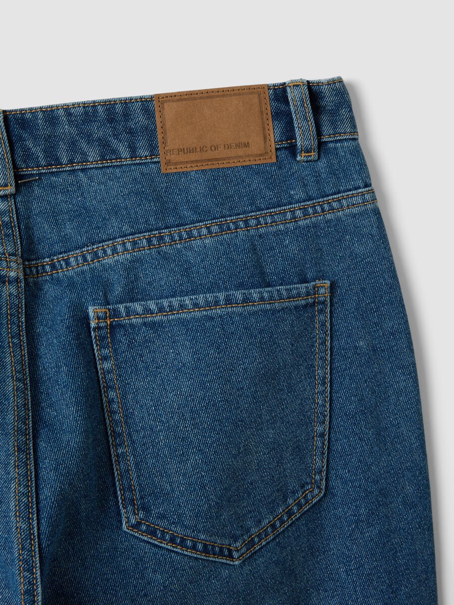 Blue denim jeans in cotton-viscose blend, regular fit_5