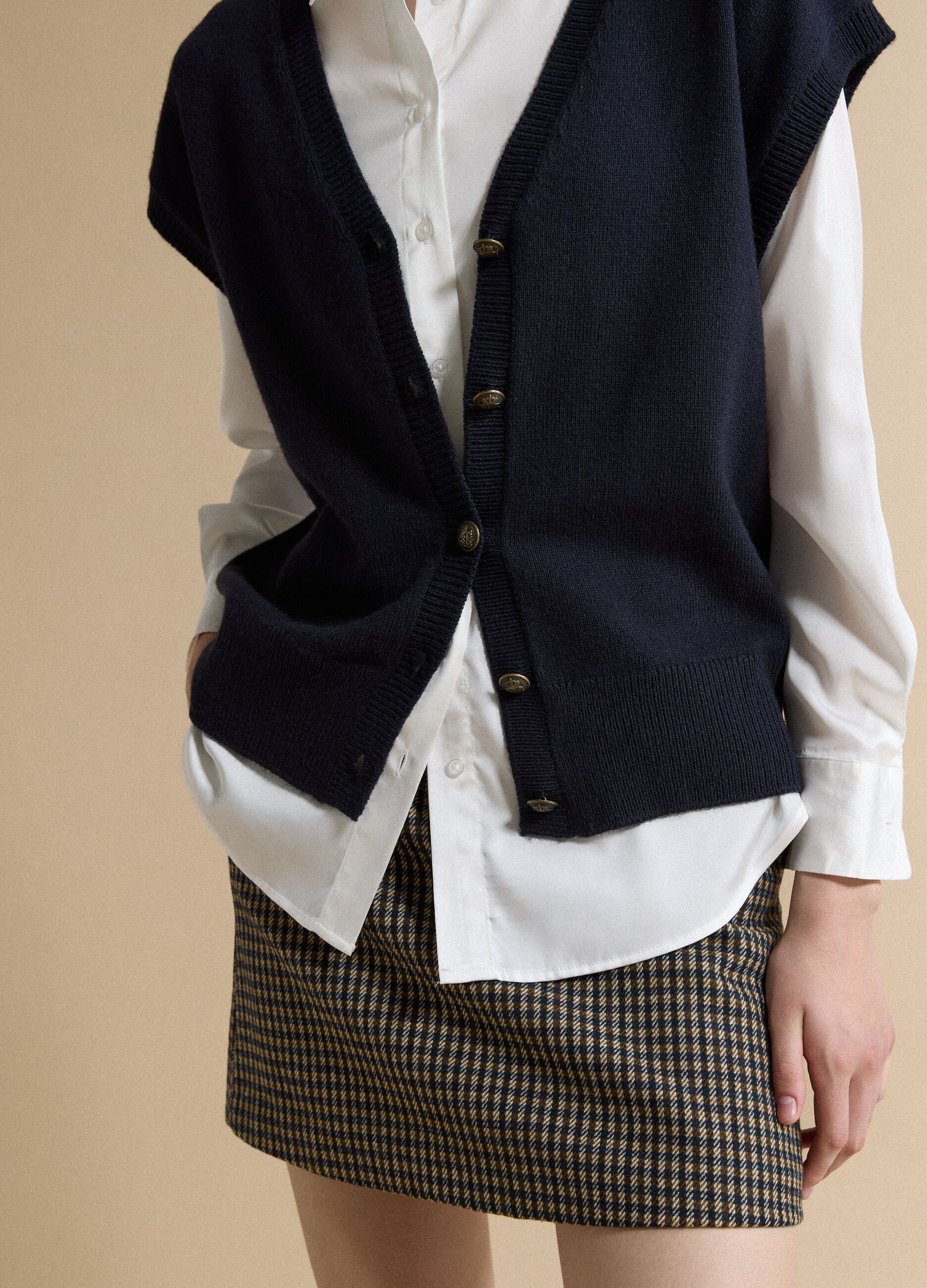 Blue deep V-neck oversized button-up gilet