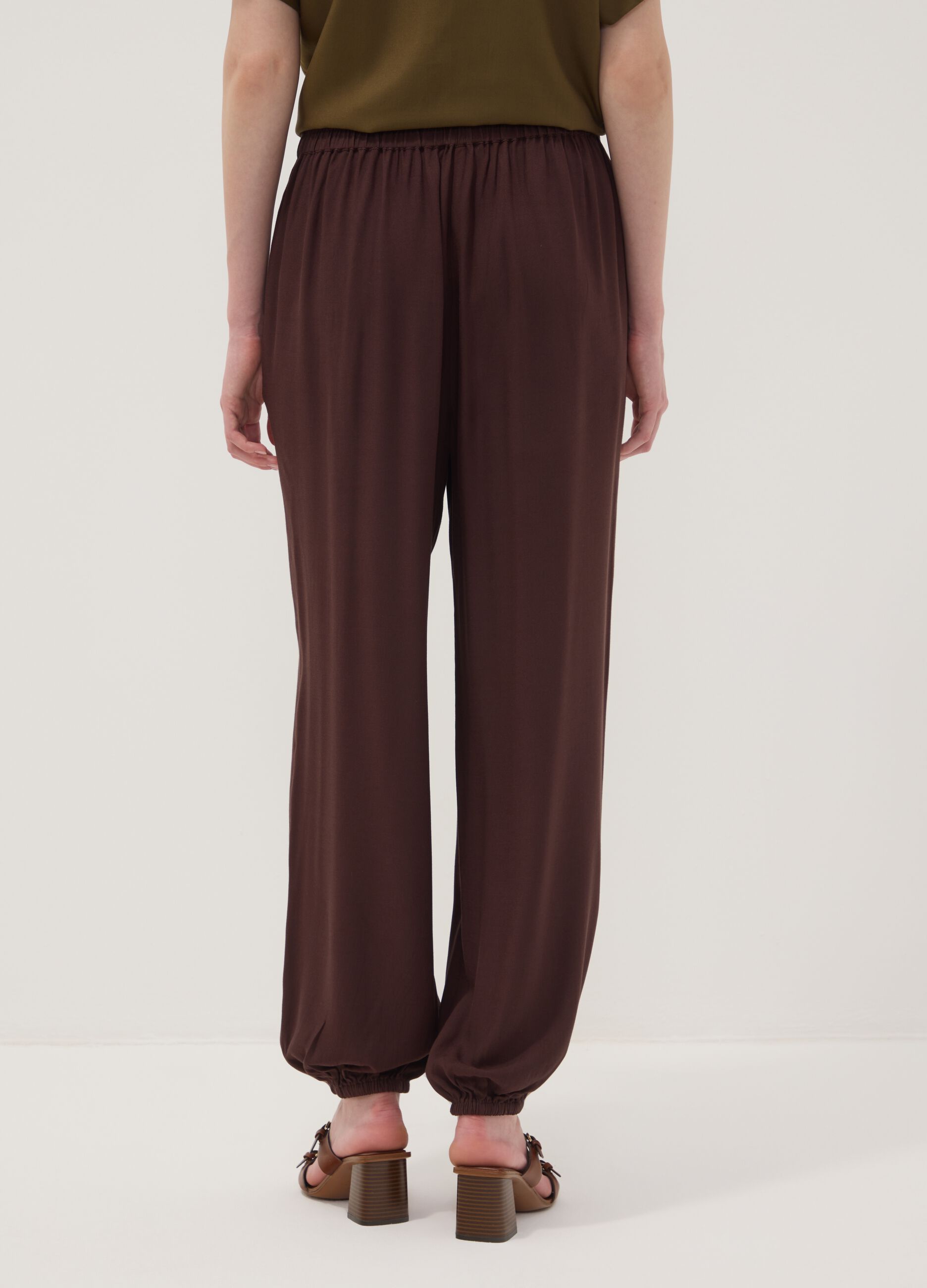 Brown pure viscose trousers with elasticated cuffs, regular fit