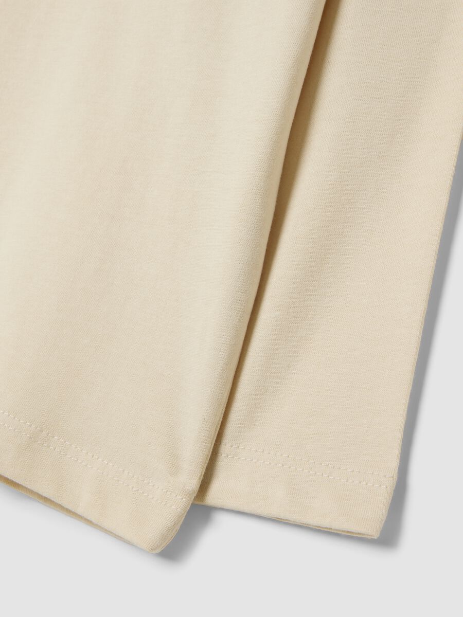 Sand-coloured organic cotton overfit T-shirt with print_3