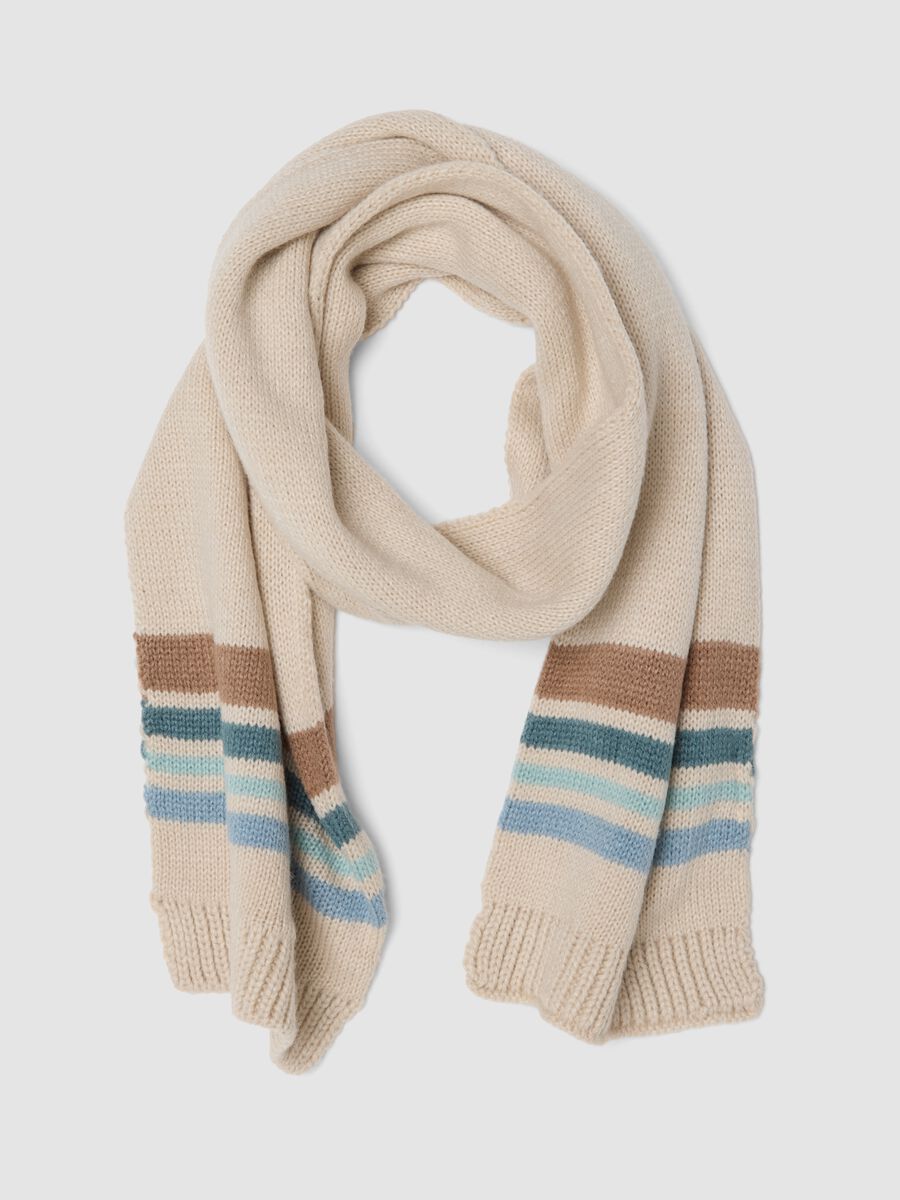 Beige knitted scarf with contrast stripes_0