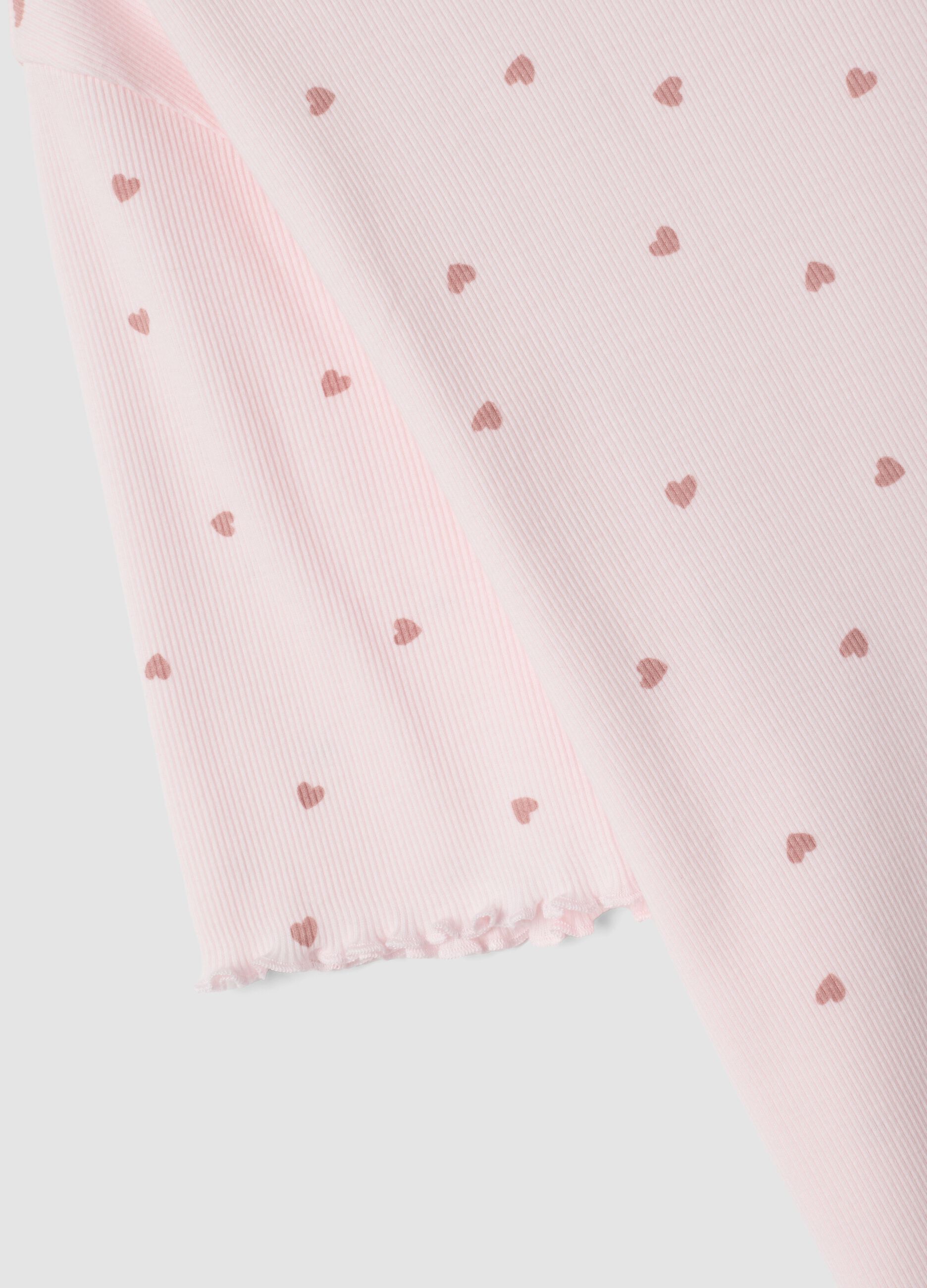 بيجاما وردية من قطن عضوي 100% بطبعة قلوب