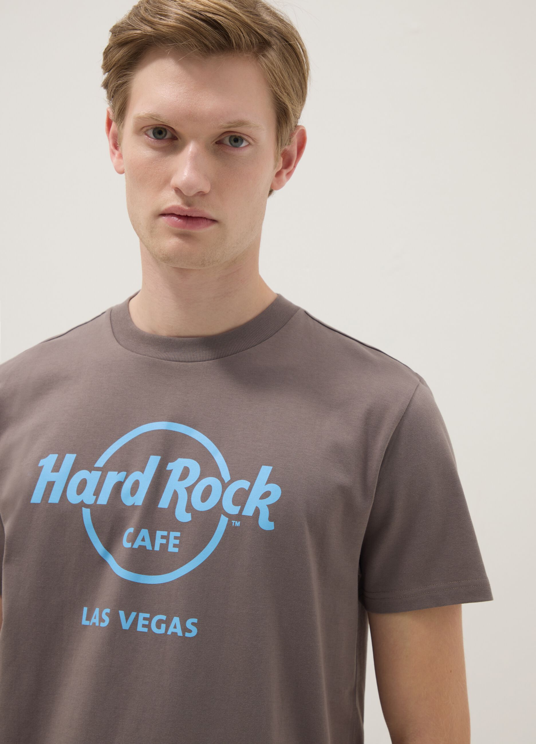Grey regular fit pure cotton T-shirt with Hard Rock Cafe logo