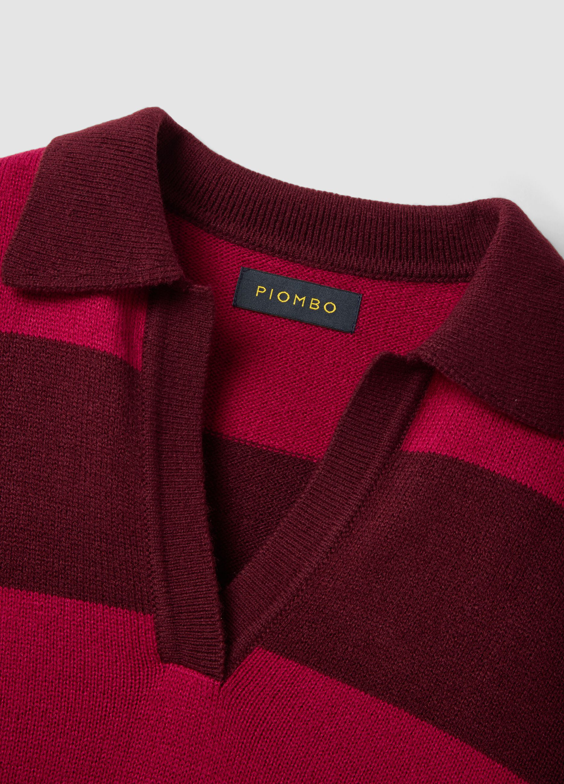 Maglia rossa in misto lana a righe con colletto polo