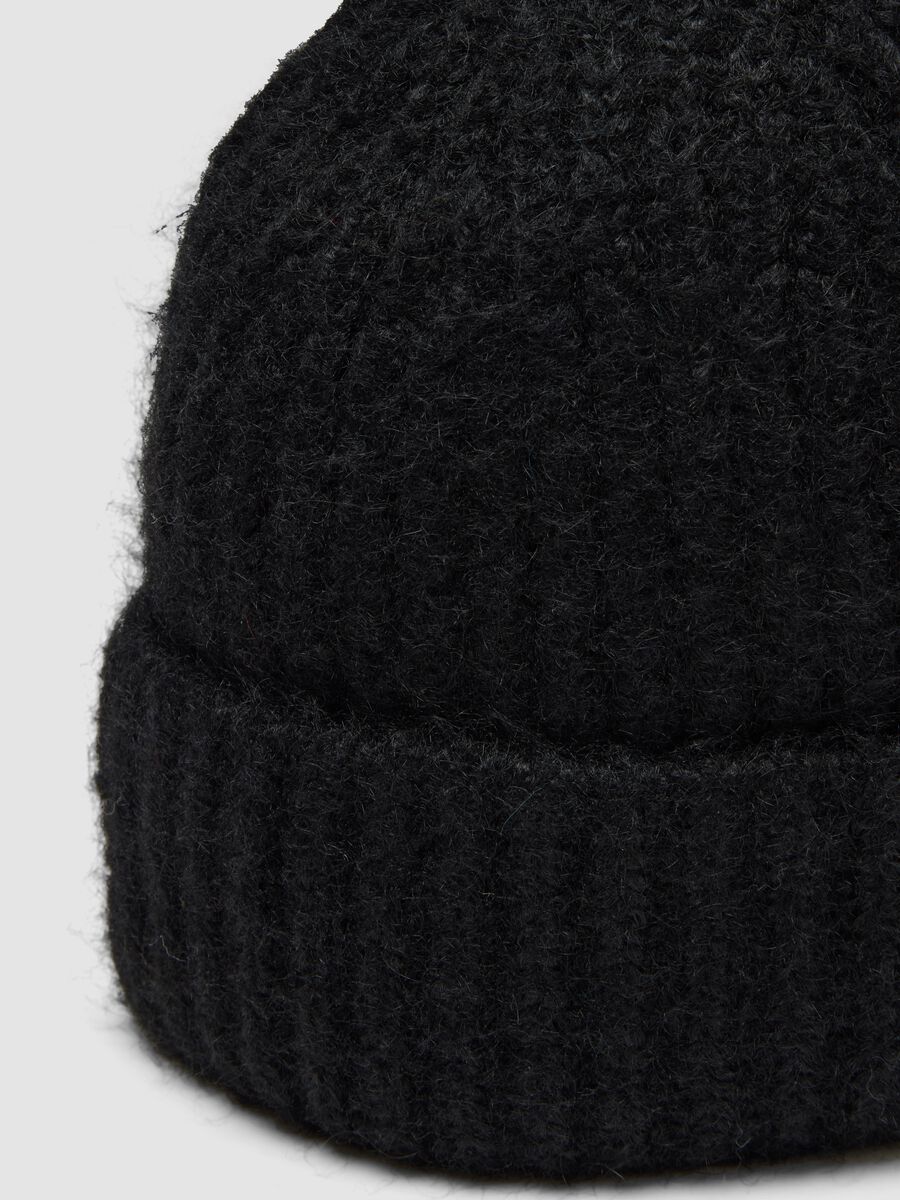 Black ribbed stretch wool beanie_2