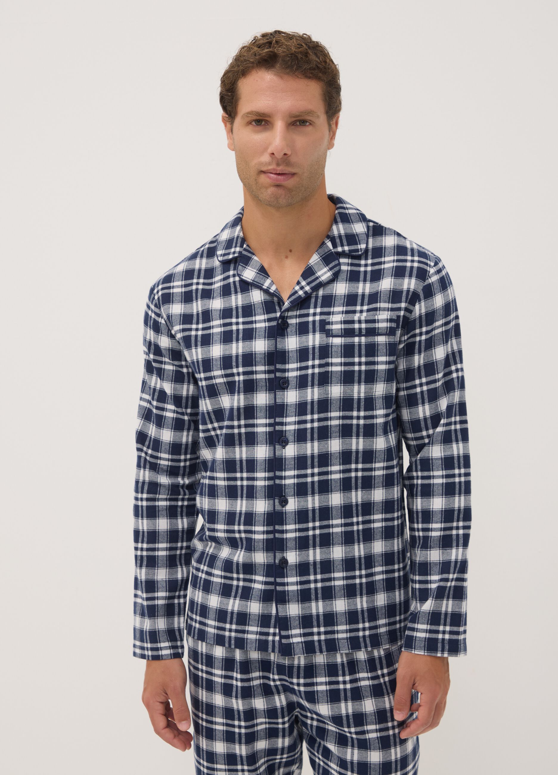 White and blue organic cotton flannel pyjamas, regular fit