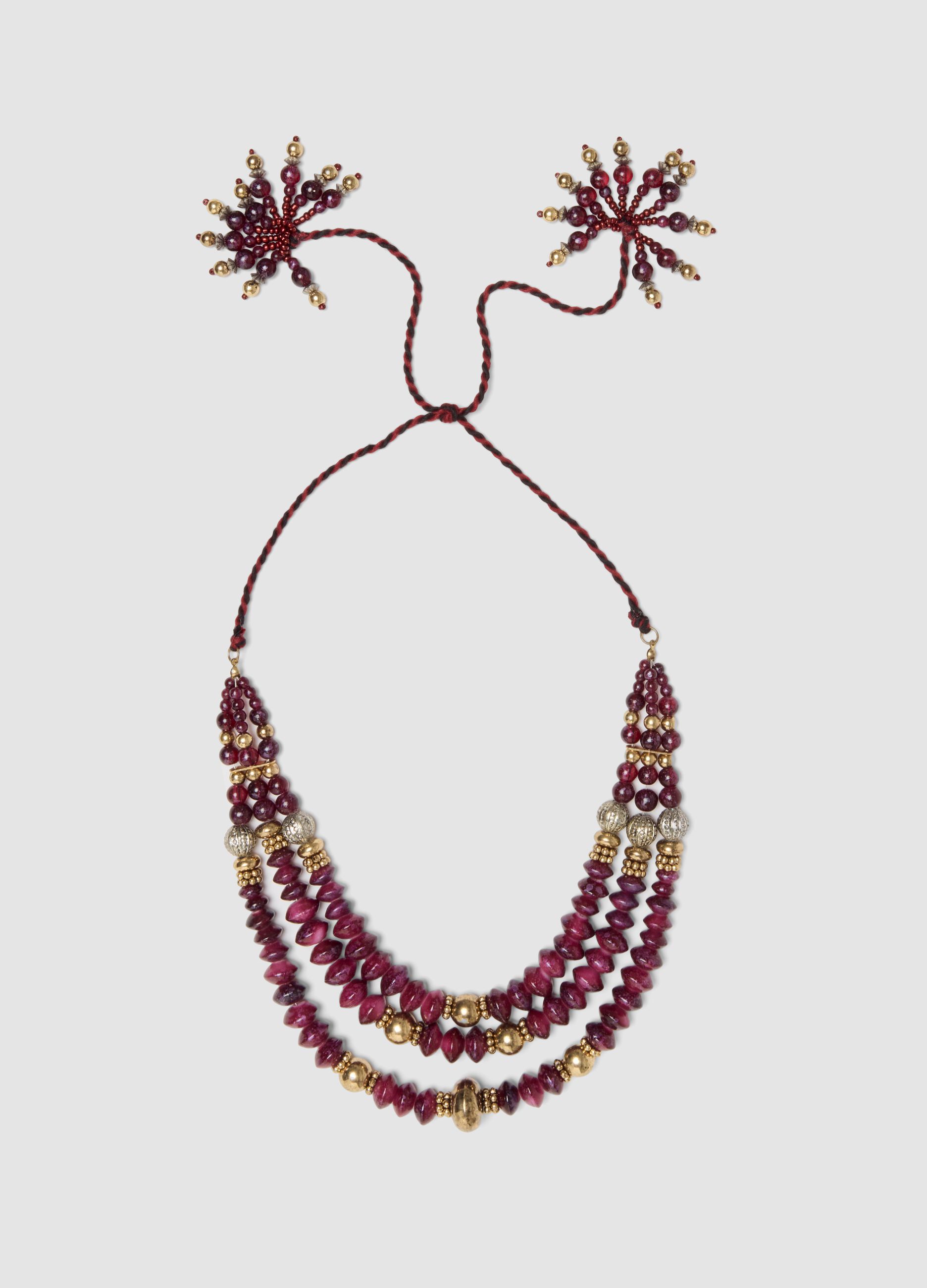 Collana viola vinaccia a tre fili con perline