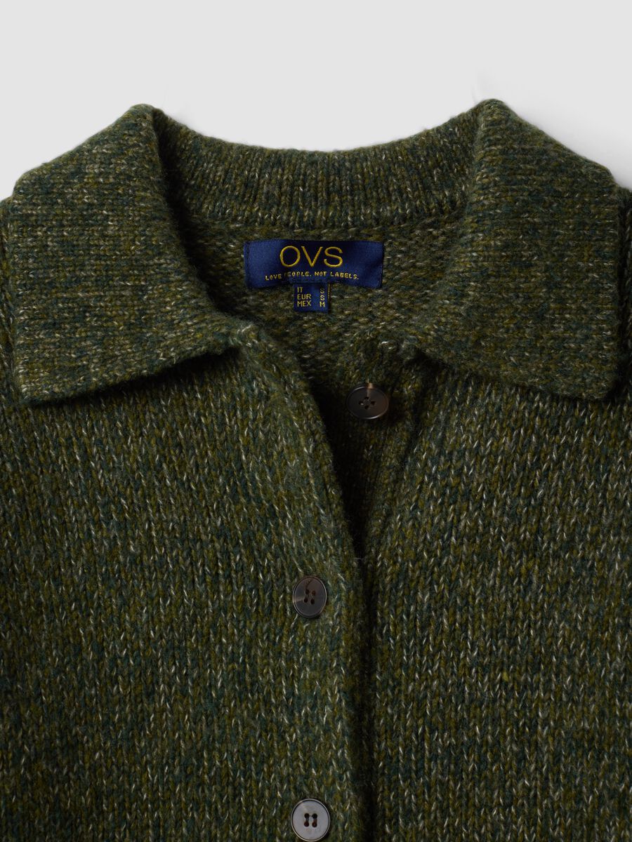 Cardigan verde in misto lana con colletto polo_5