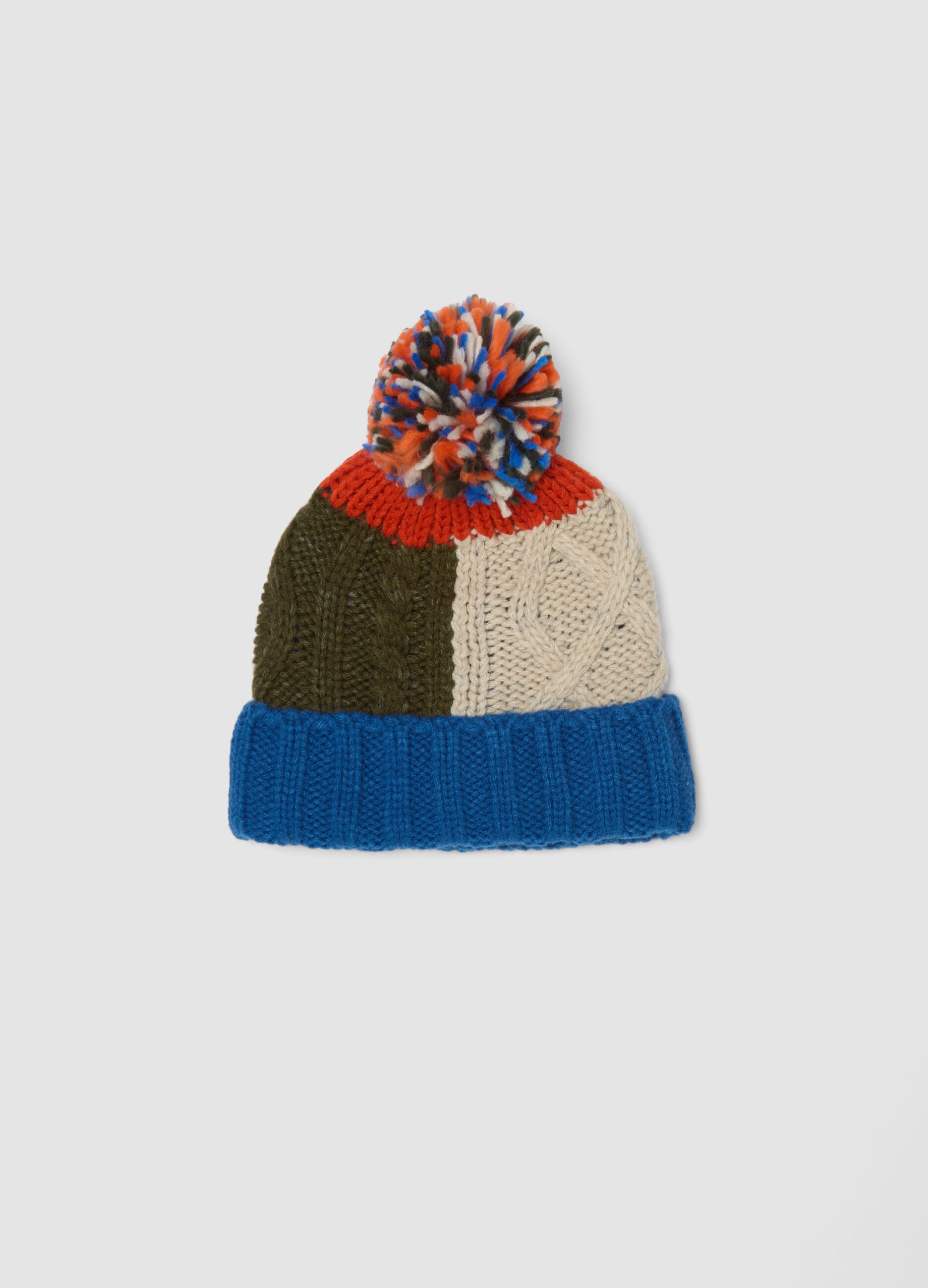 Multicolour knitted hat with pom-pom