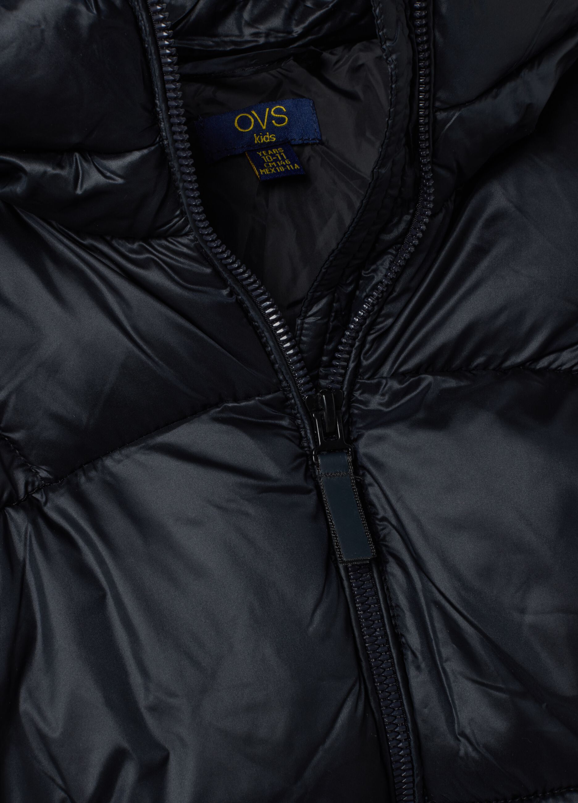 Black padded jacket with hood and zip