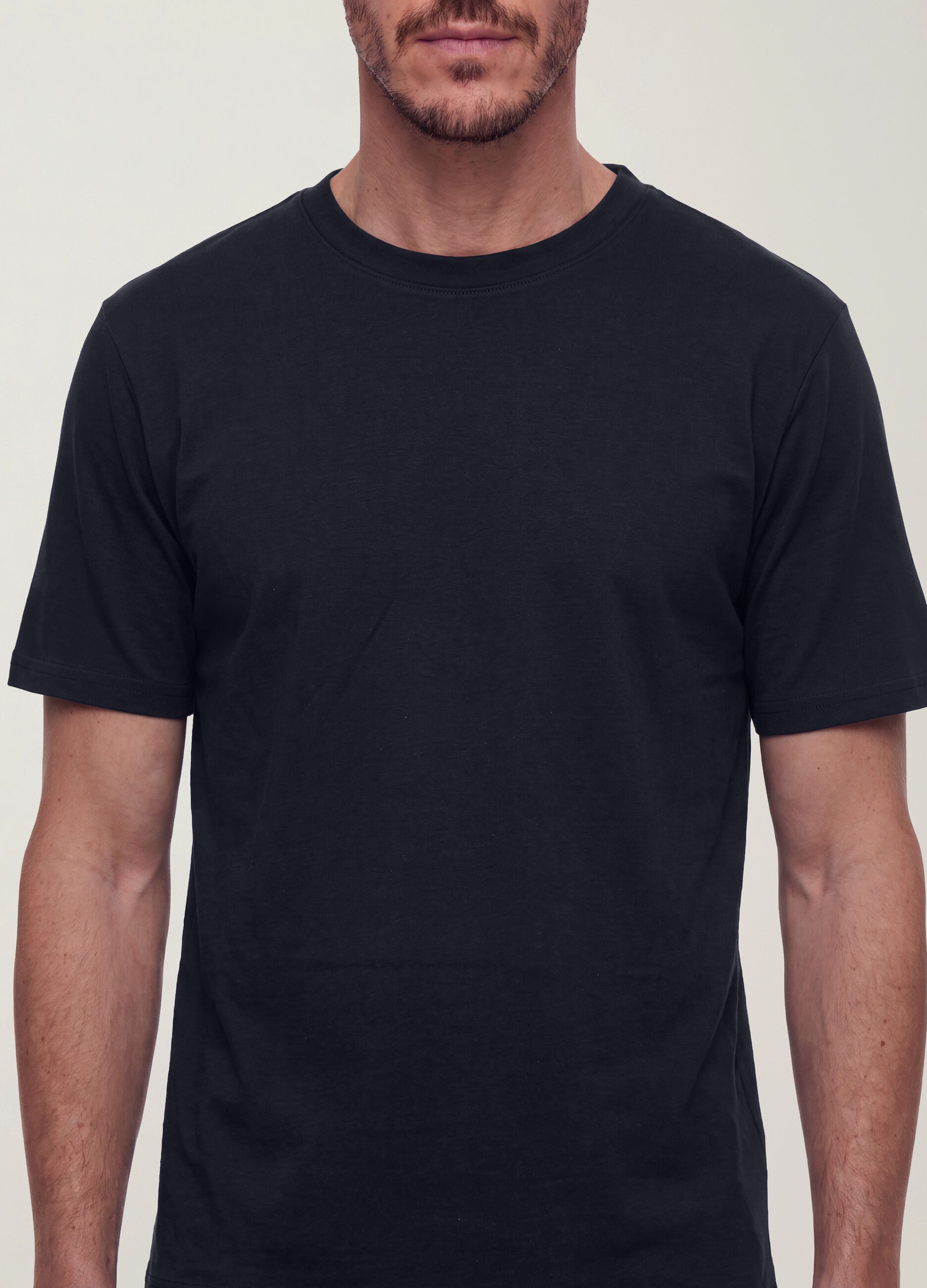 تيشيرت The Iconic Tee أزرق من قطن خالص بأكمام قصيرة وقصّة مريحة