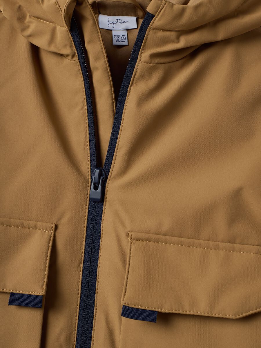 Brown padded hooded zip-up jacket for boys_2