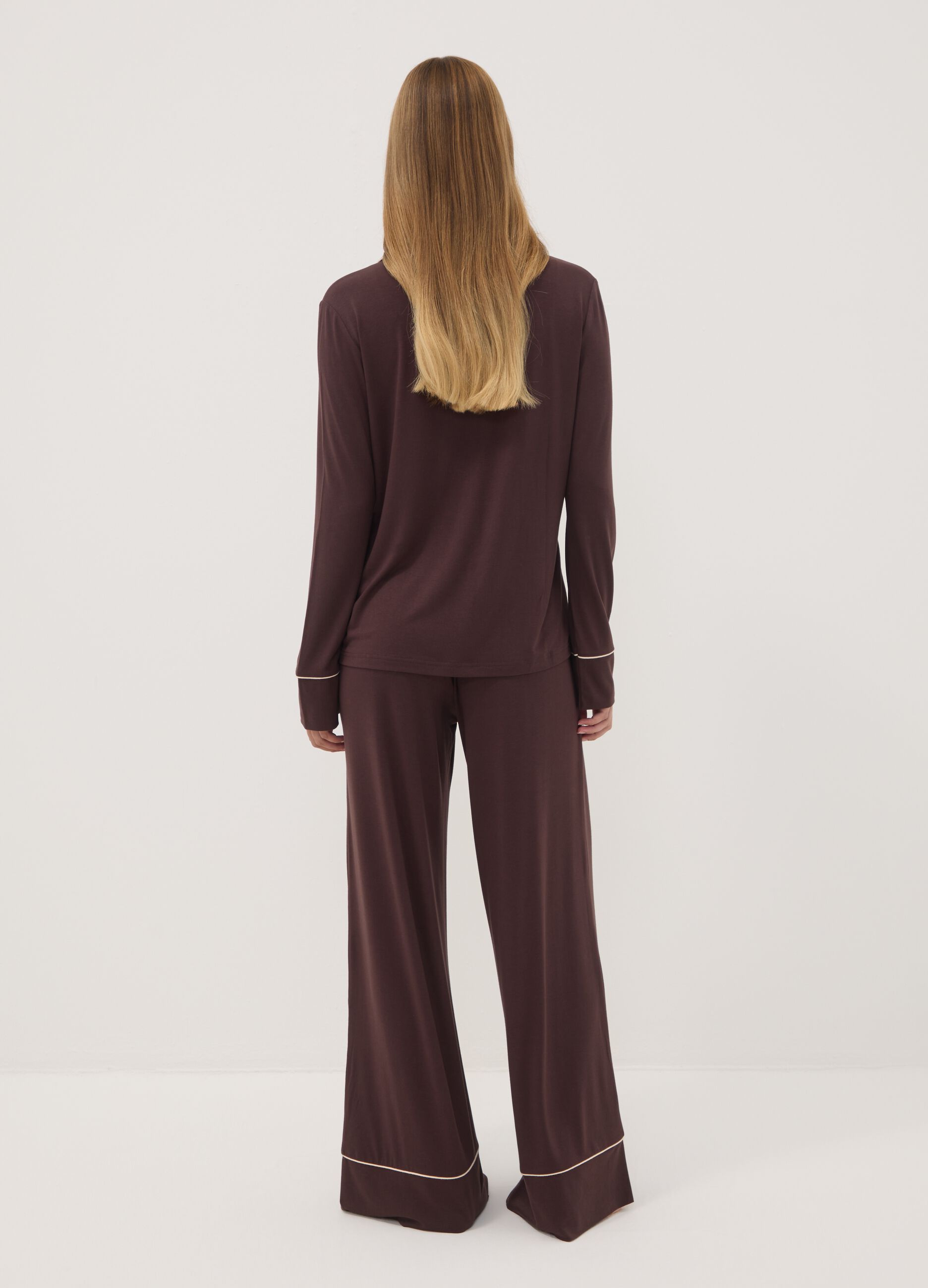 Brown stretch viscose pyjamas with V-neck