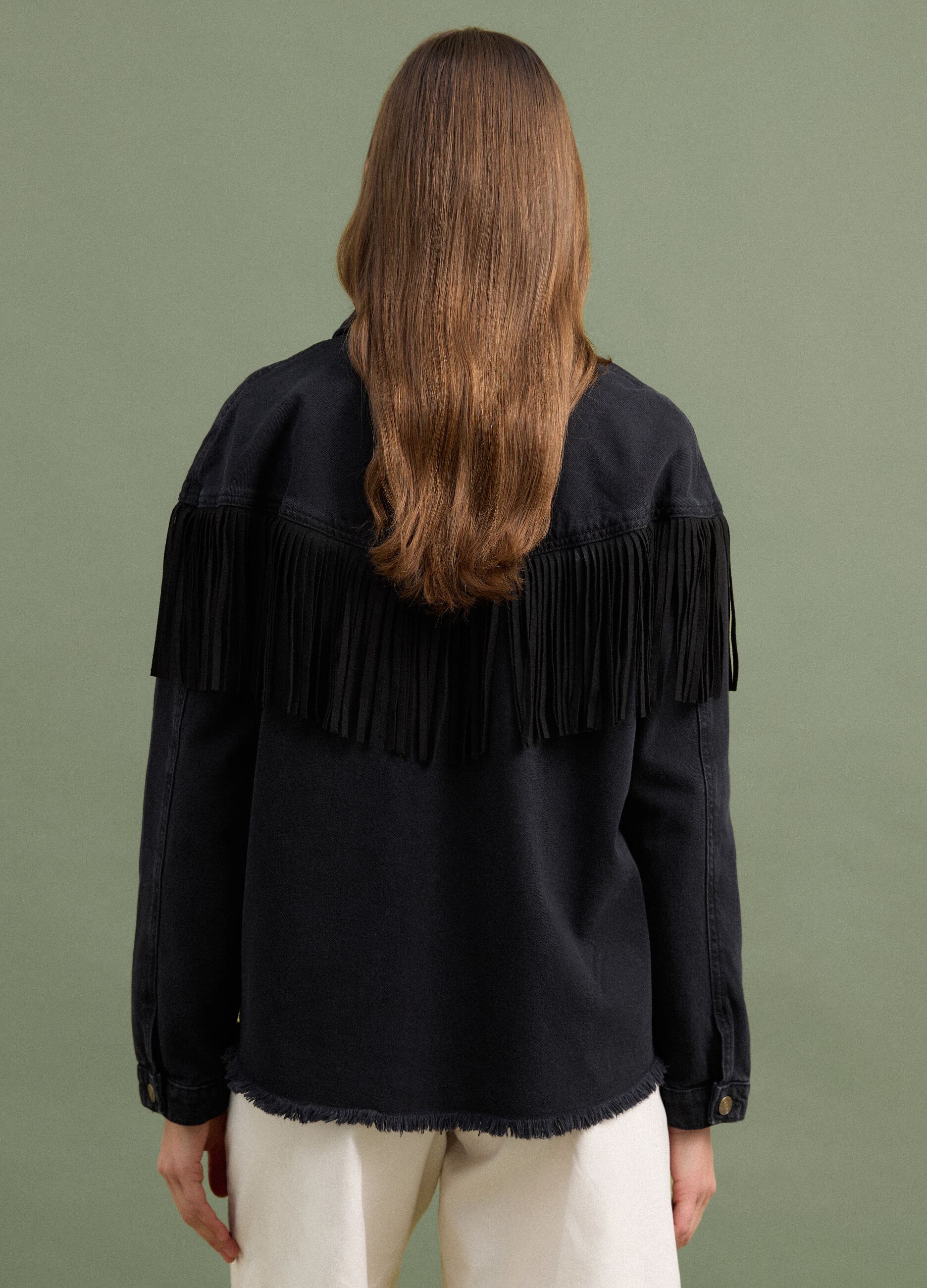 Giacca nera in denim di puro cotone con frange