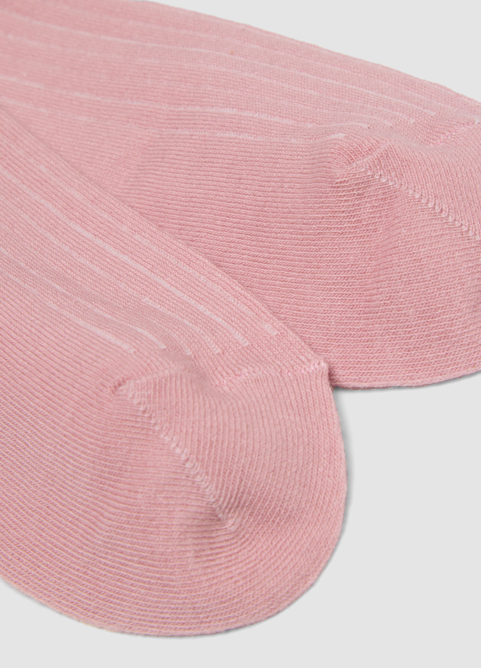 Mauve-purple ribbed stretch cotton socks