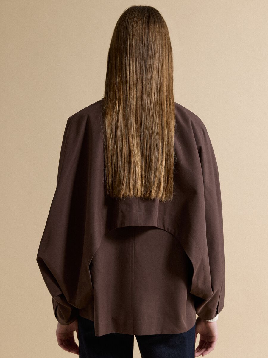 Short brown cotton-blend trench coat with shirt collar_3