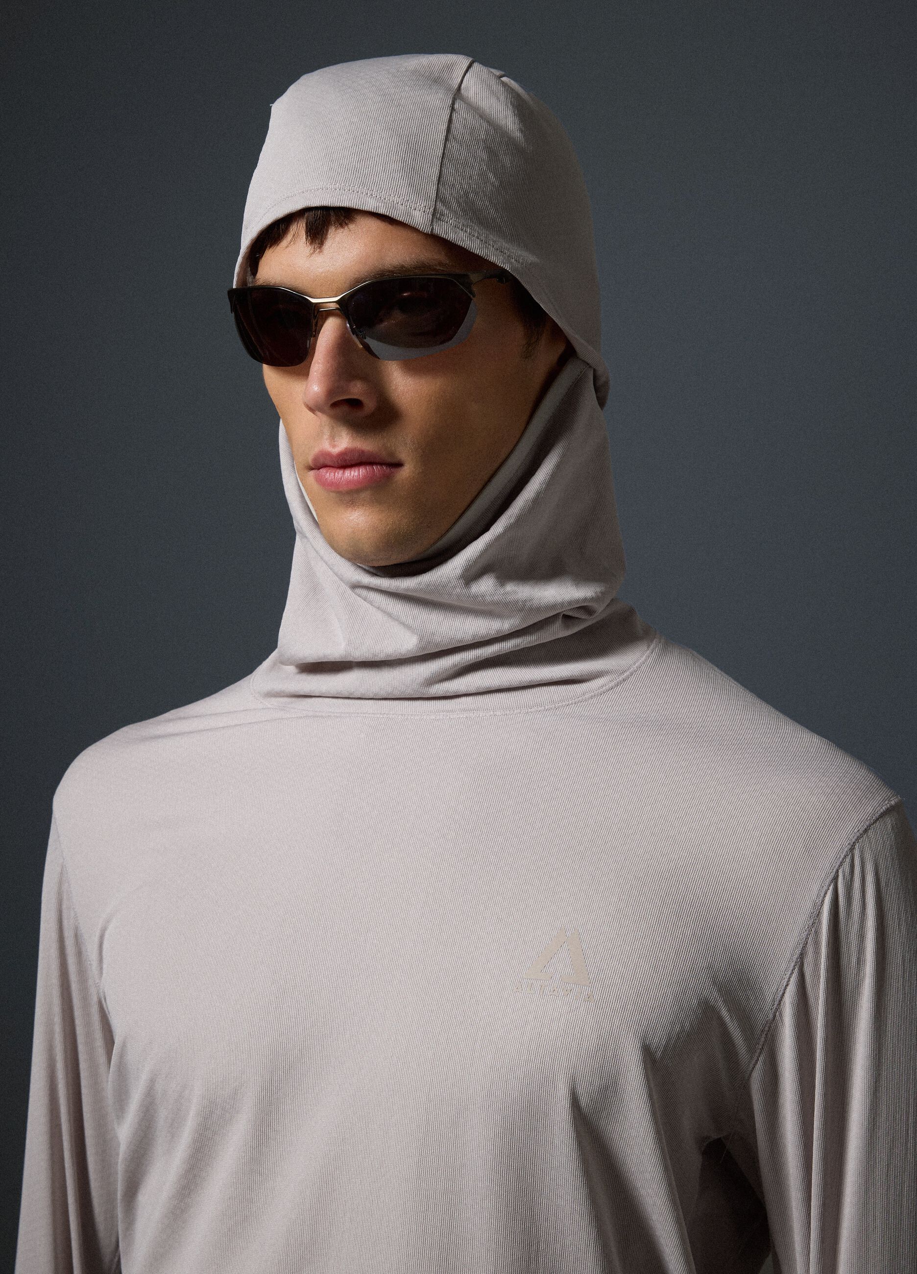 Breathable Hooded T-Shirt ALTAVIA WITH DEBORAH COMPAGNONI