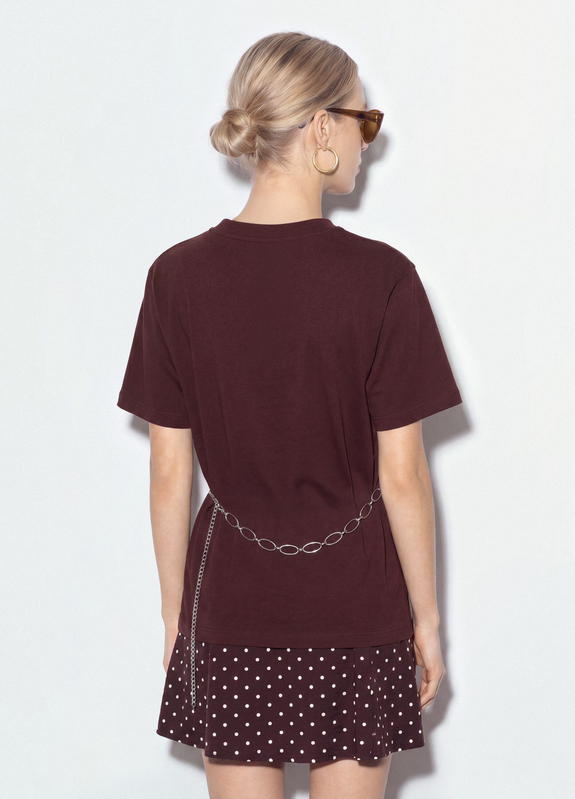 Brown relaxed-fit pure cotton T-shirt with embroidered slogan